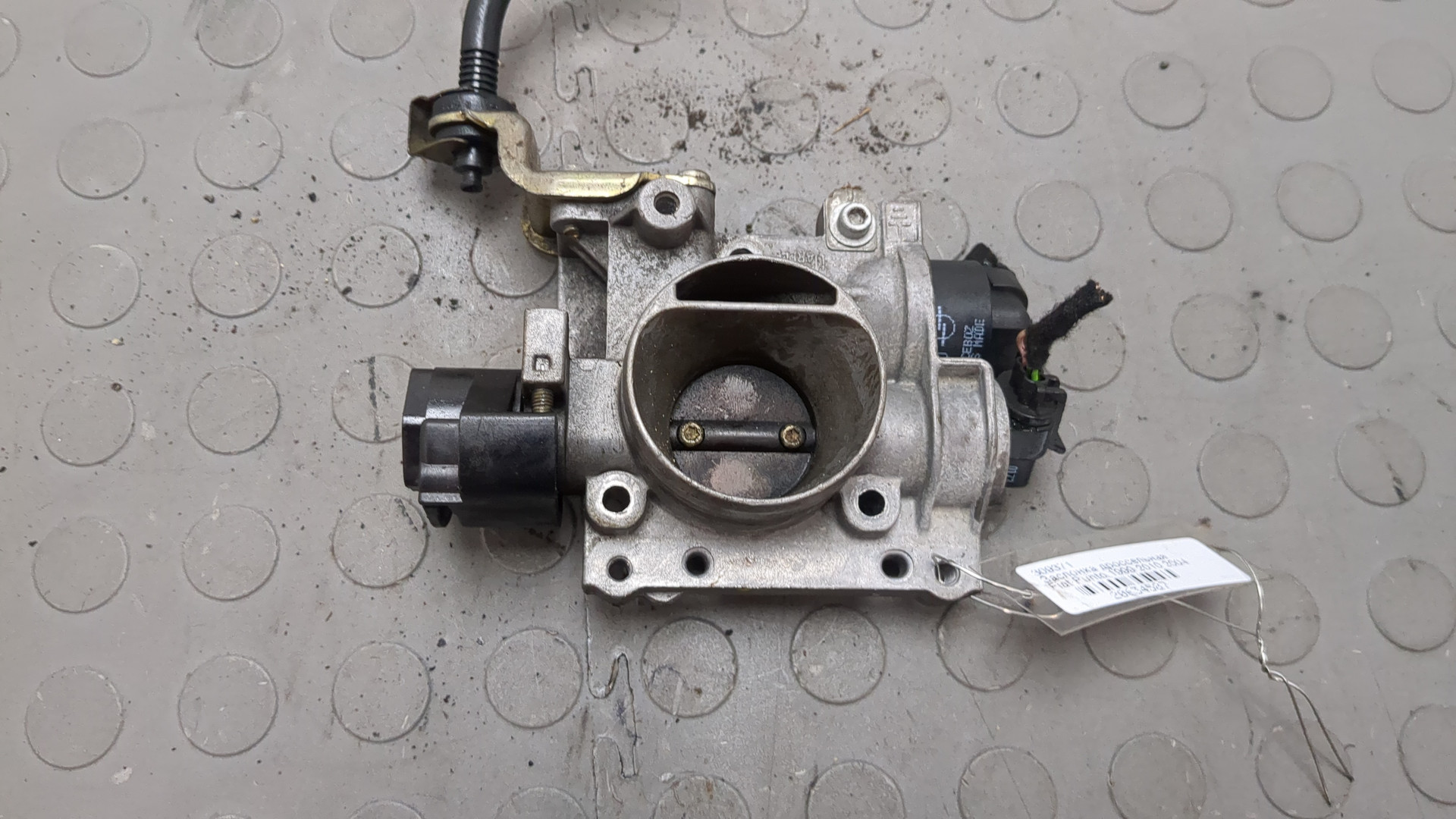 Заслонка дроссельная электрическая