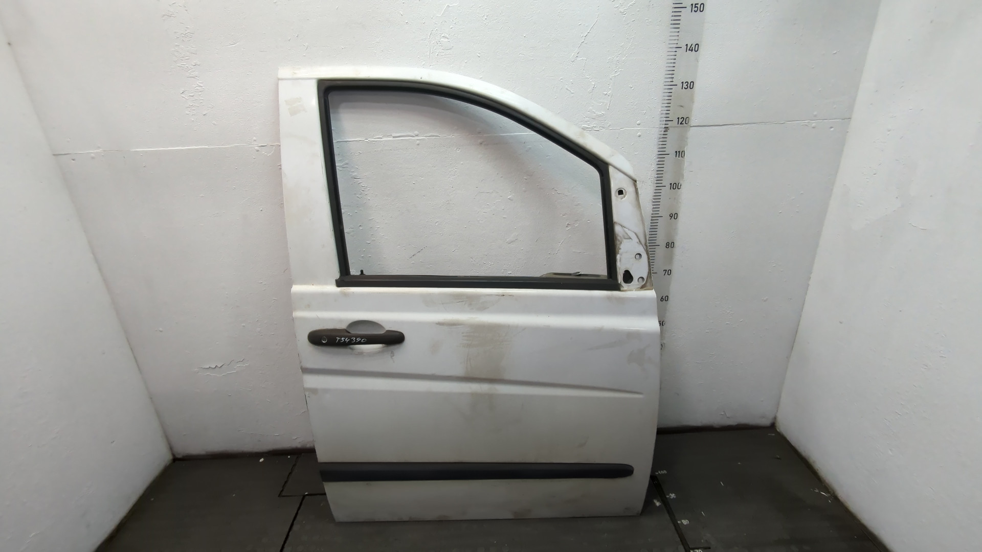 Дверь передняя правая