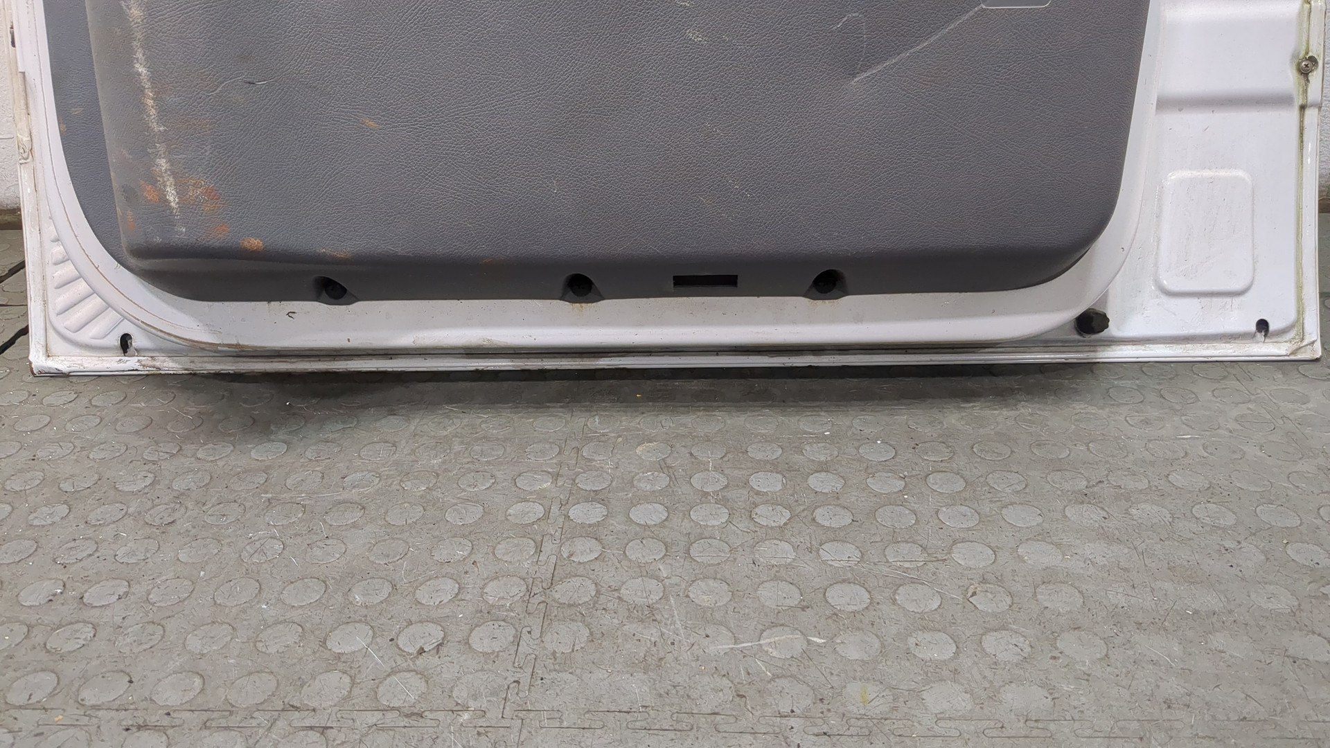 Дверь передняя правая