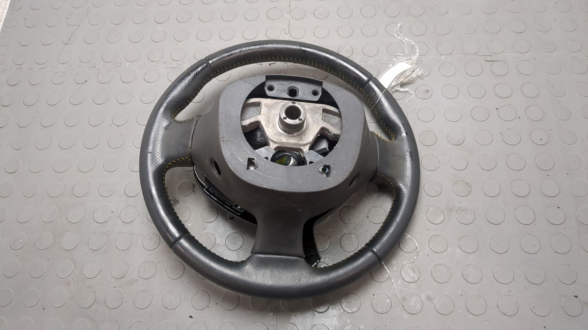 Рулевое колесо (руль)