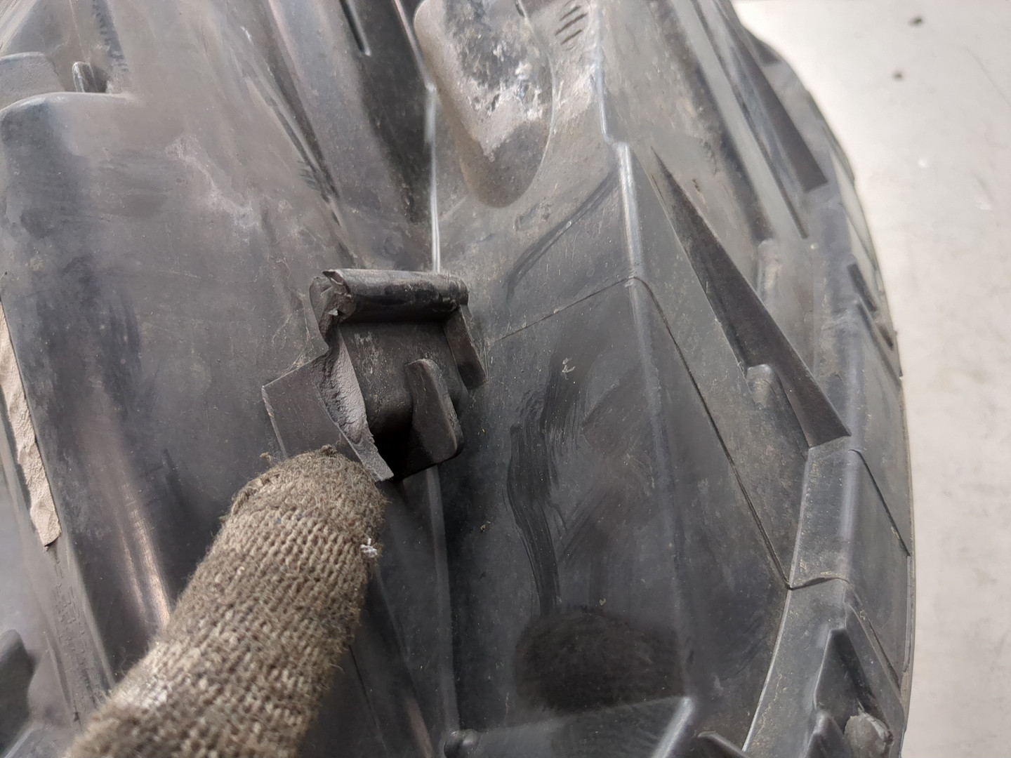 Фара правая