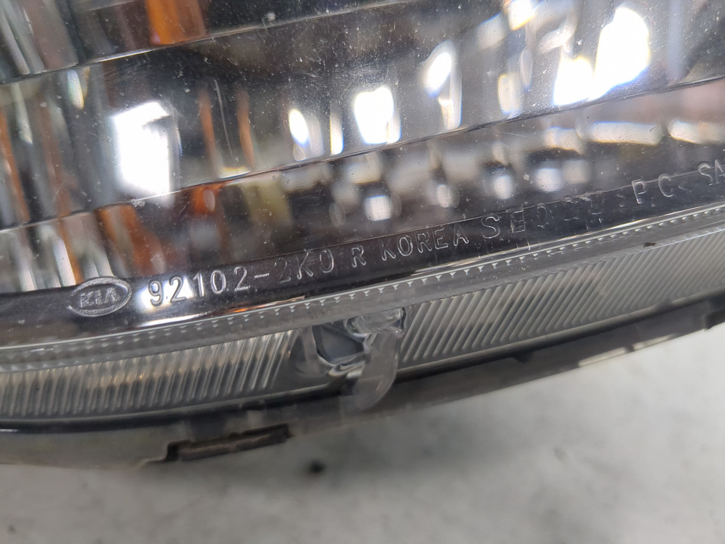 Фара правая