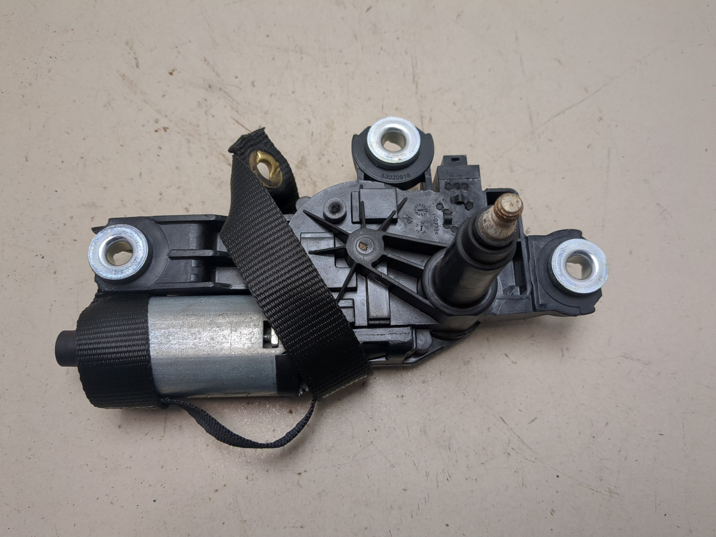 Моторчик стеклоочистителя задний