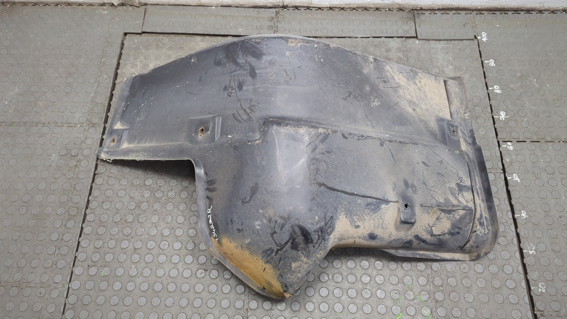 Локер передний правый