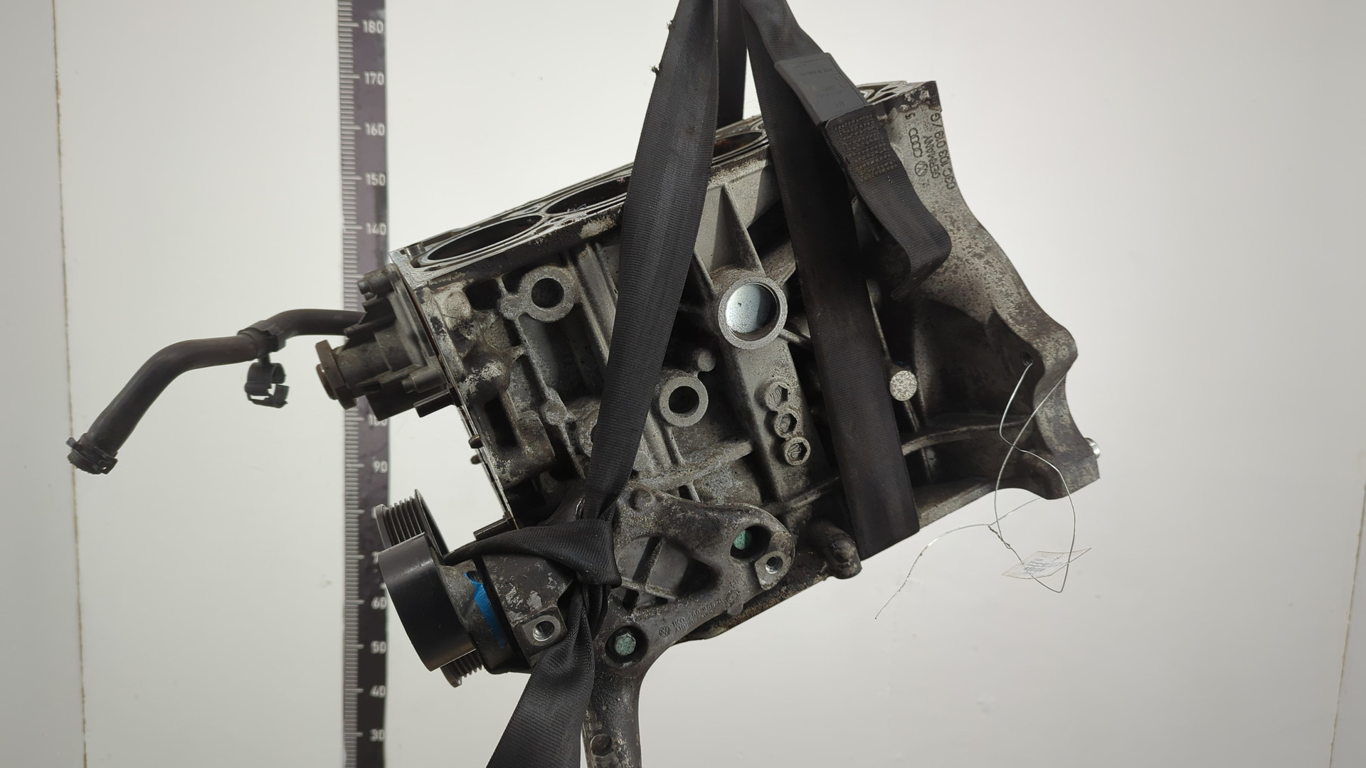 Блок двигателя