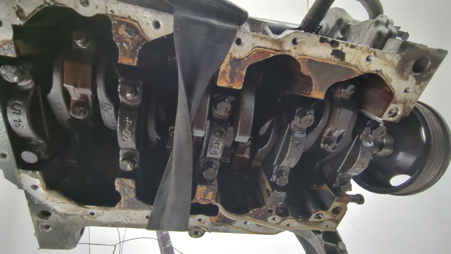 Блок двигателя