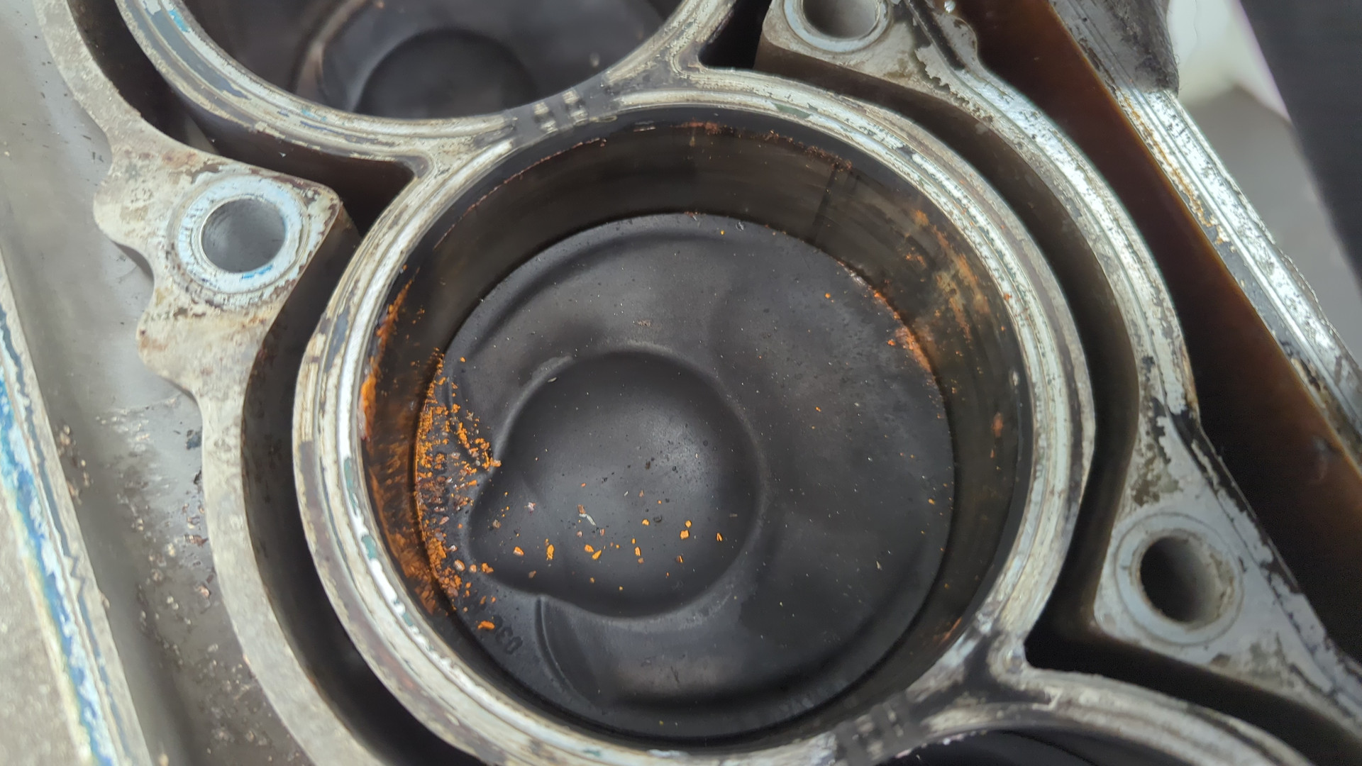 Блок двигателя