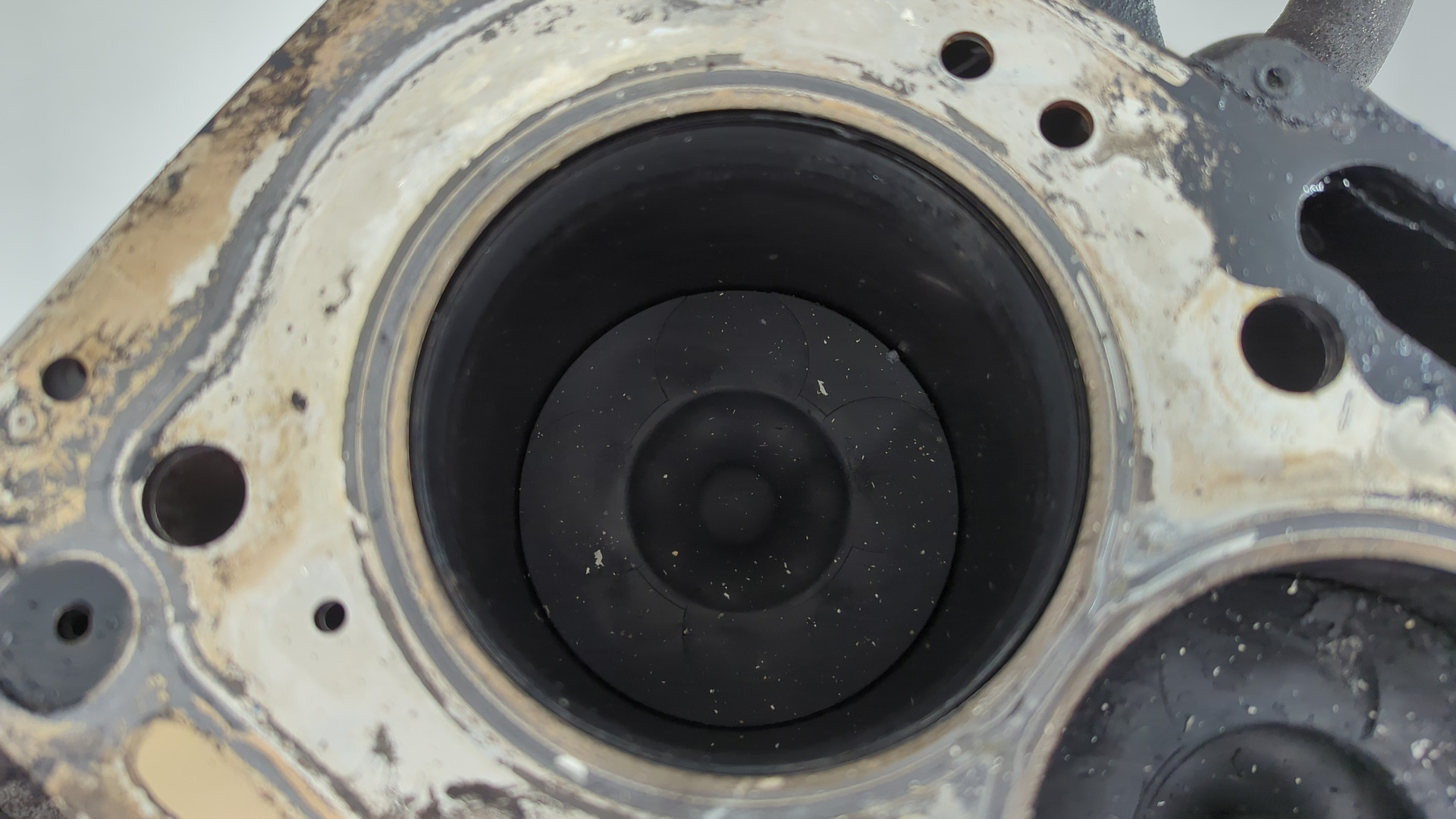 Блок двигателя