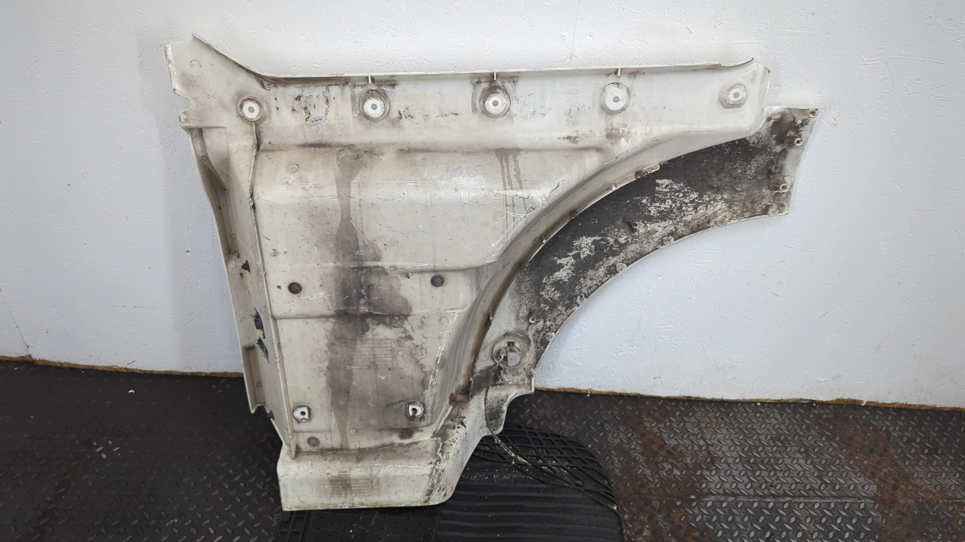 Подножка правая