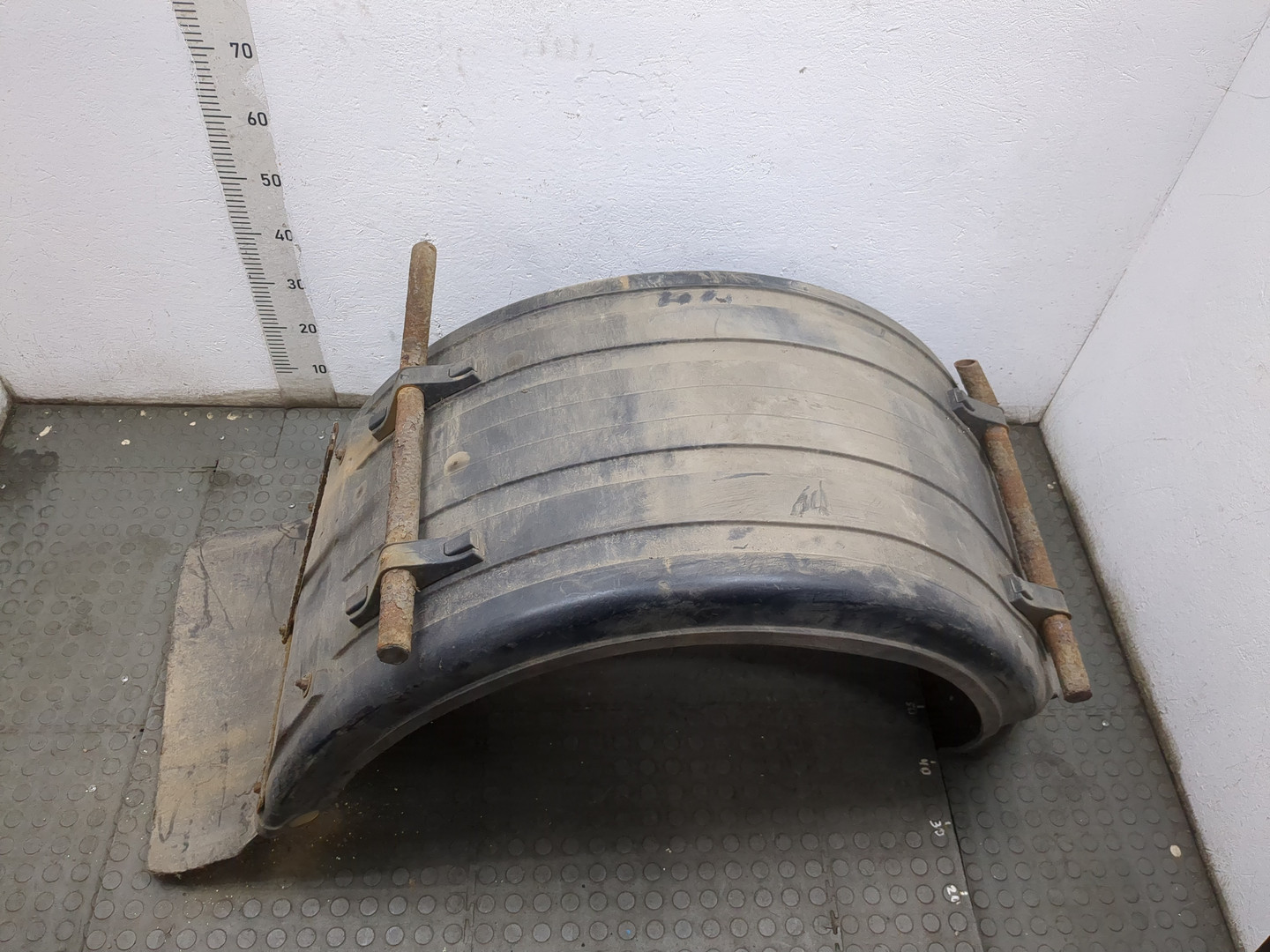 Крыло заднее правое