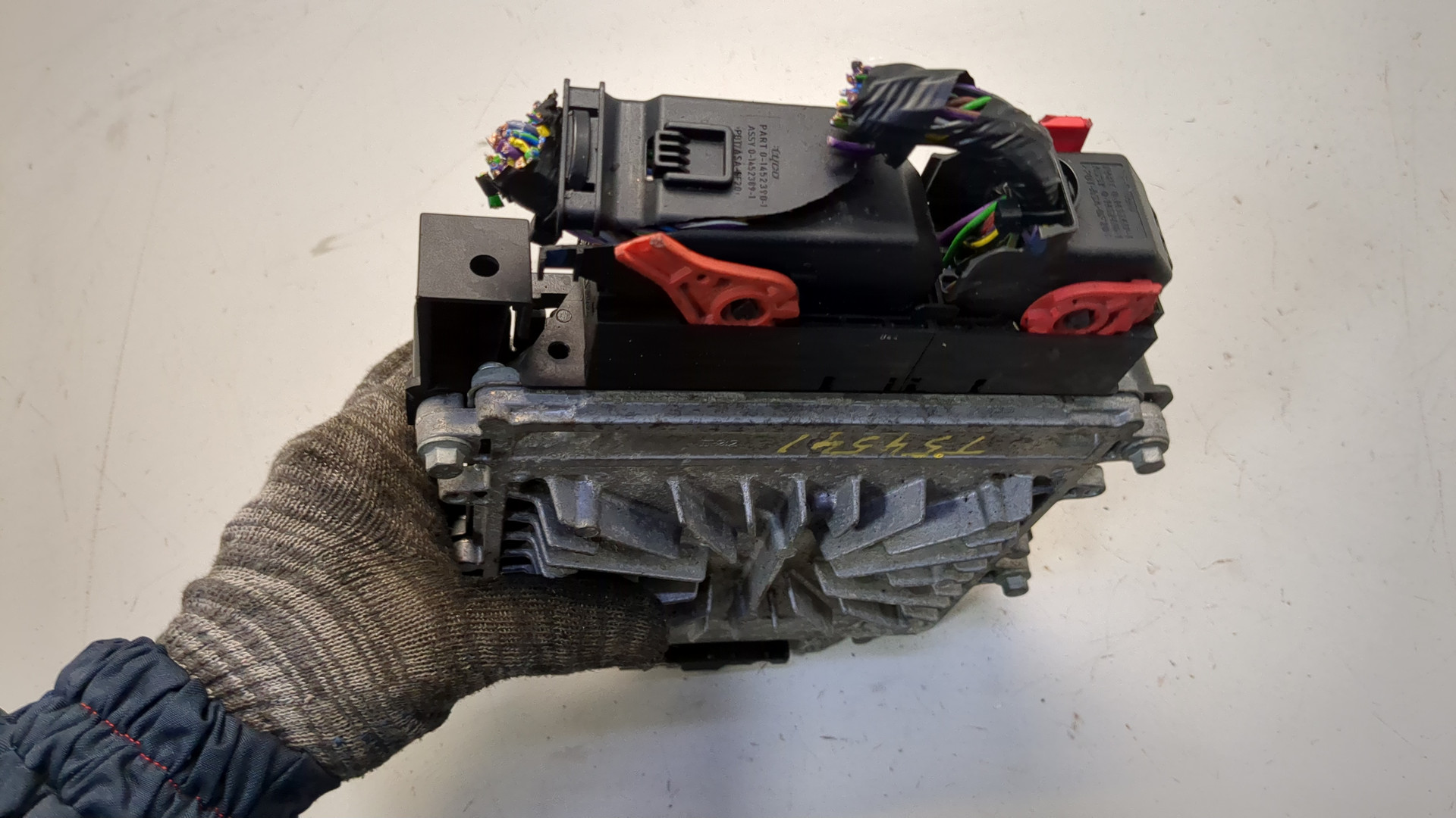 Блок управления двигателем