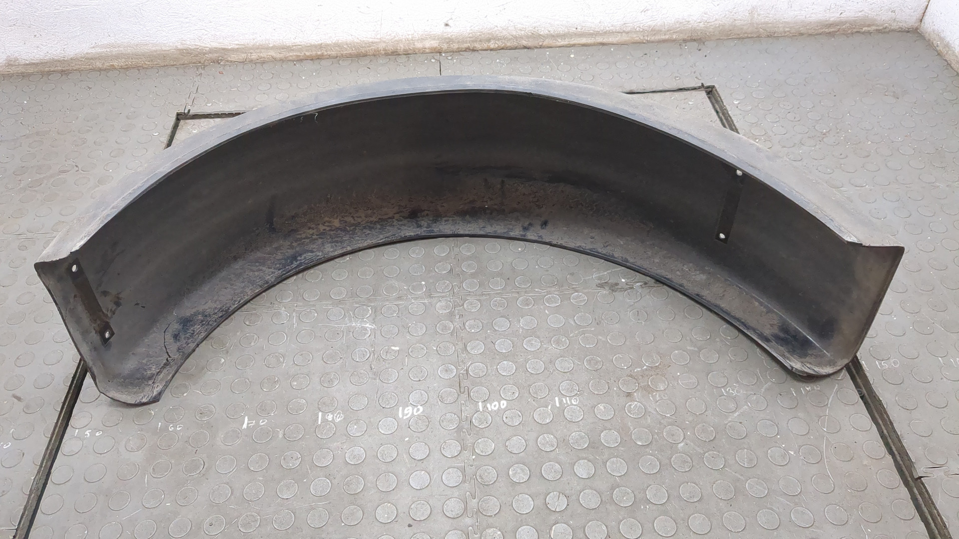 Крыло заднее правое