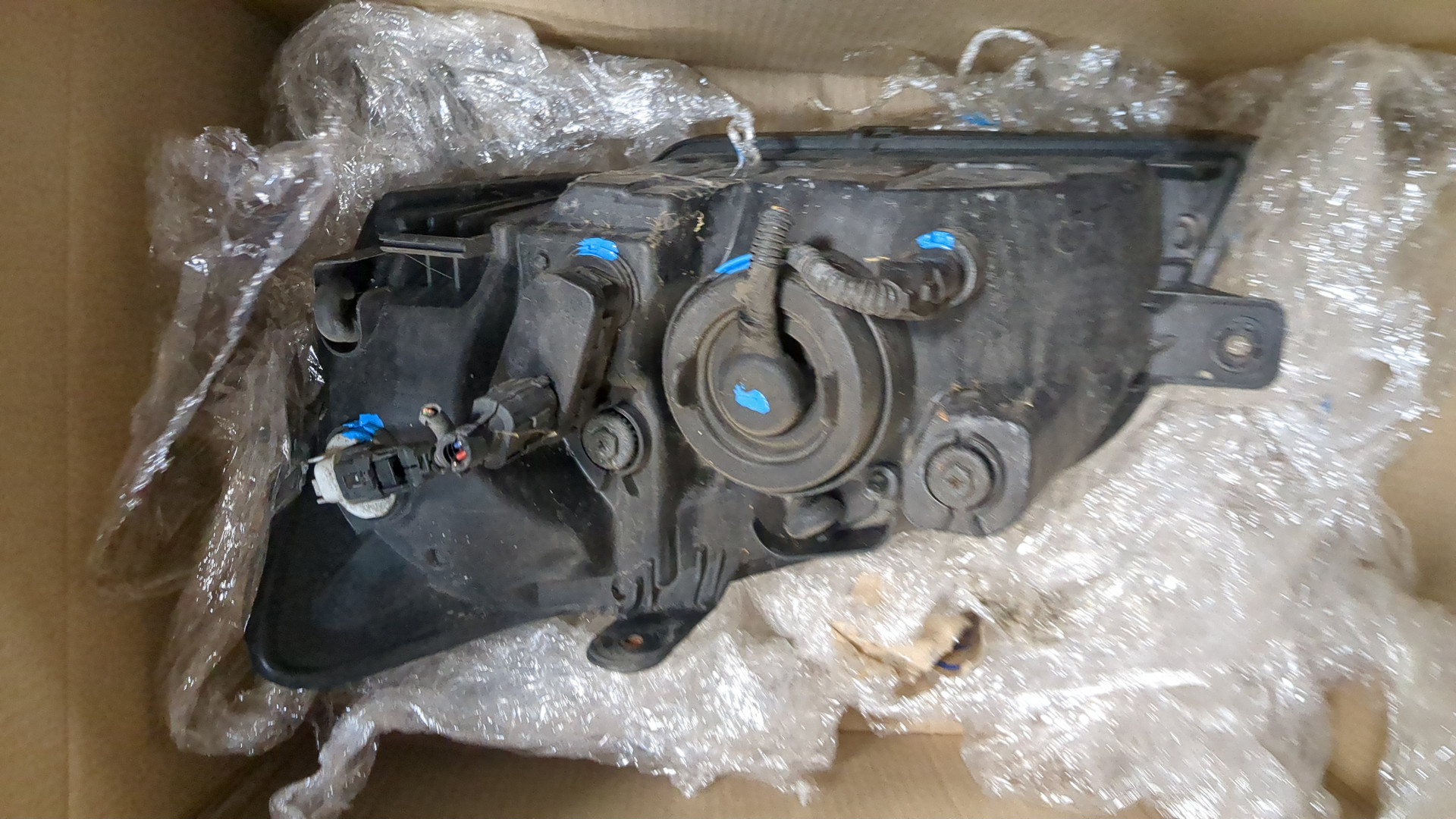 Фара правая