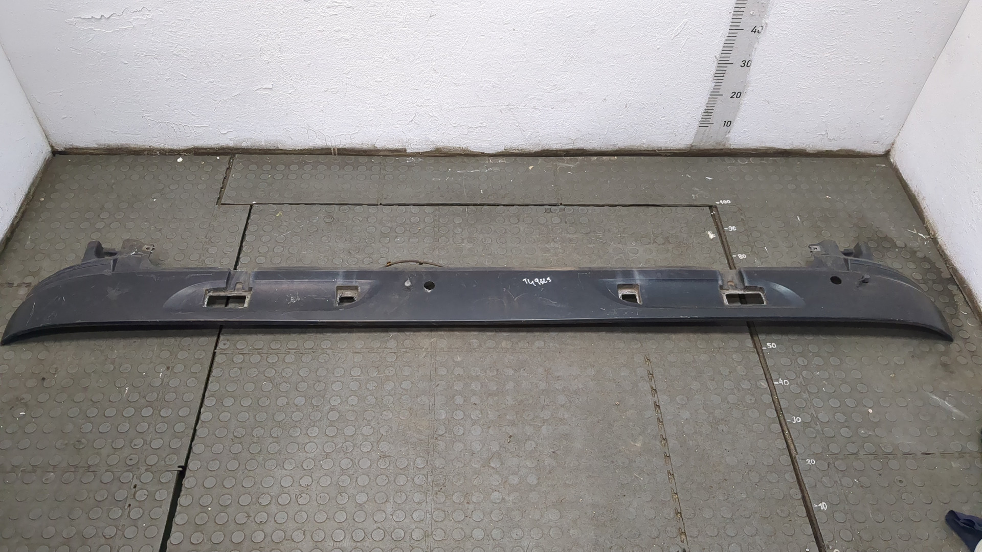 Решетка стеклоочистителей (Жабо)