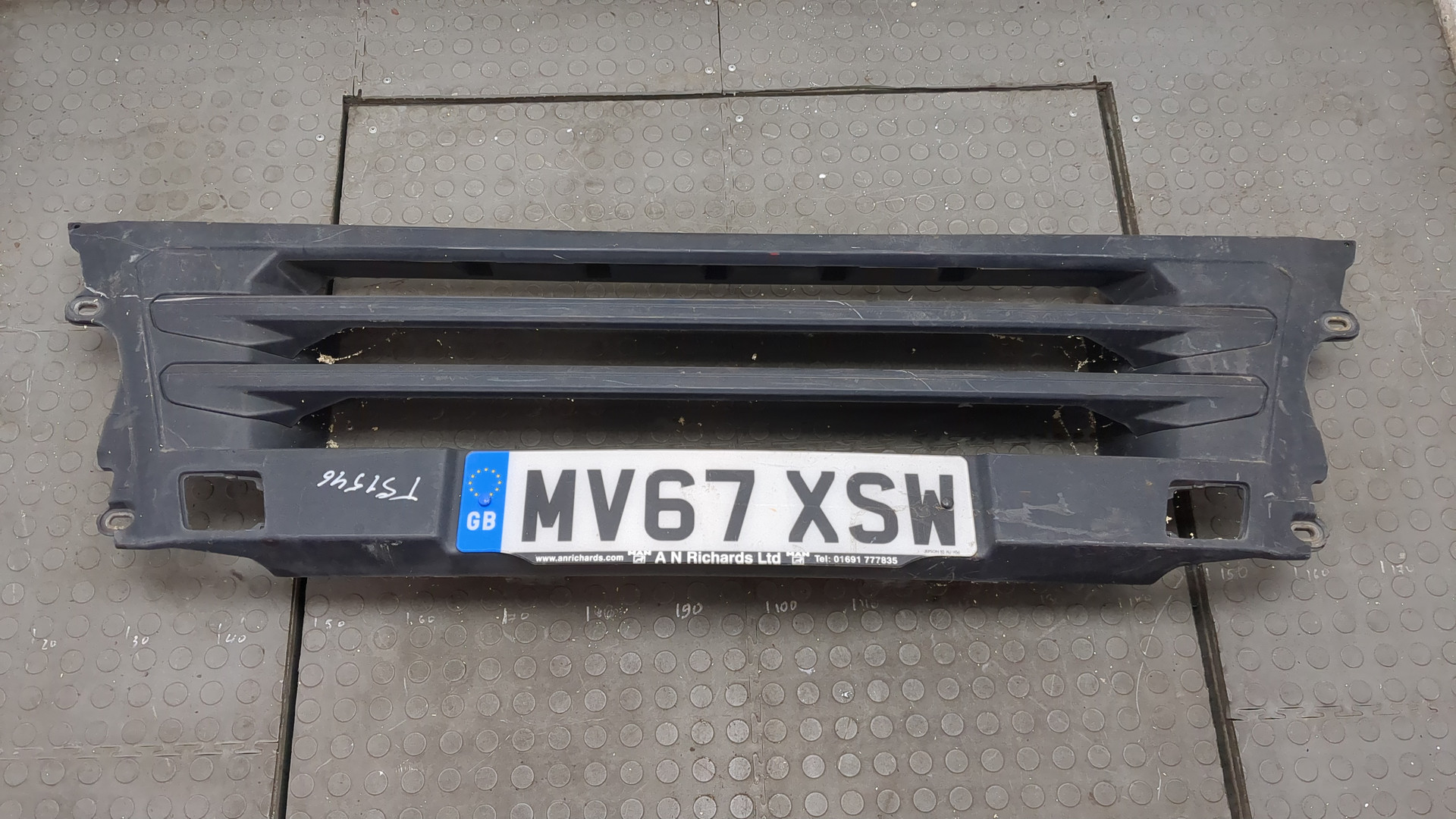 Решетка радиатора