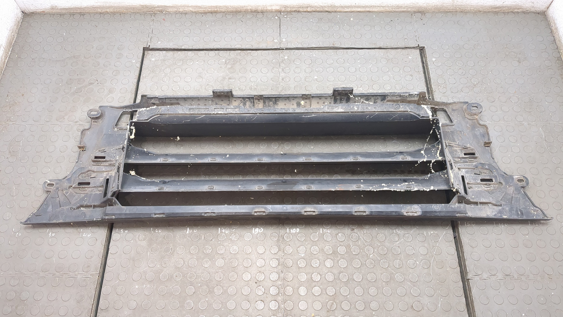 Решетка радиатора