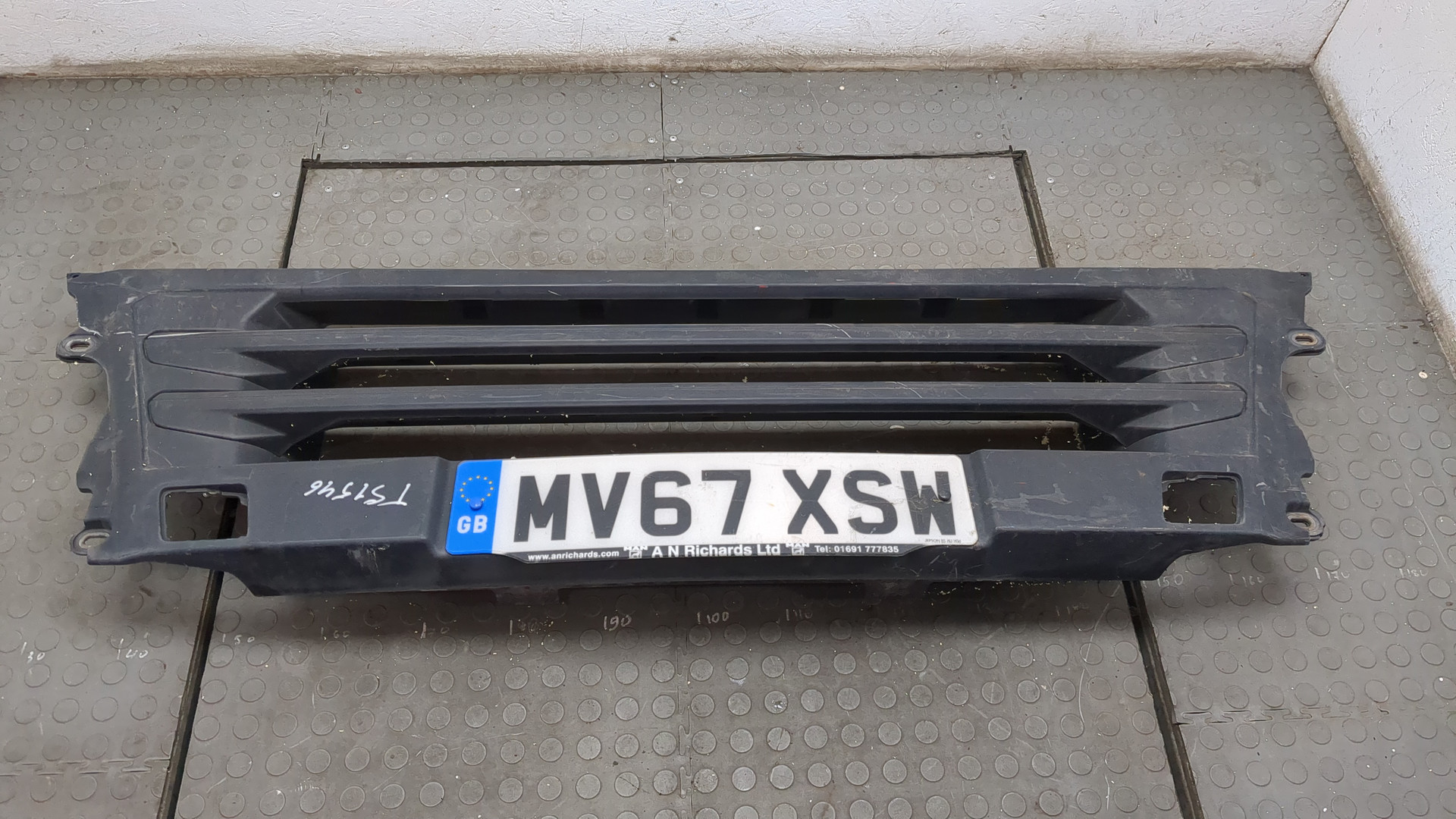 Решетка радиатора