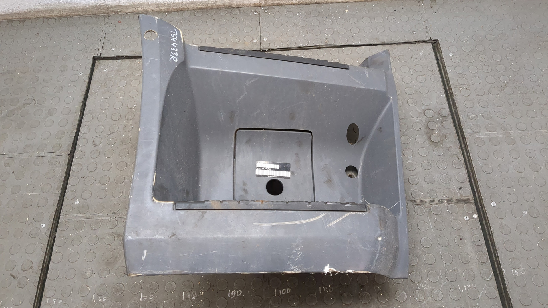 Подножка правая