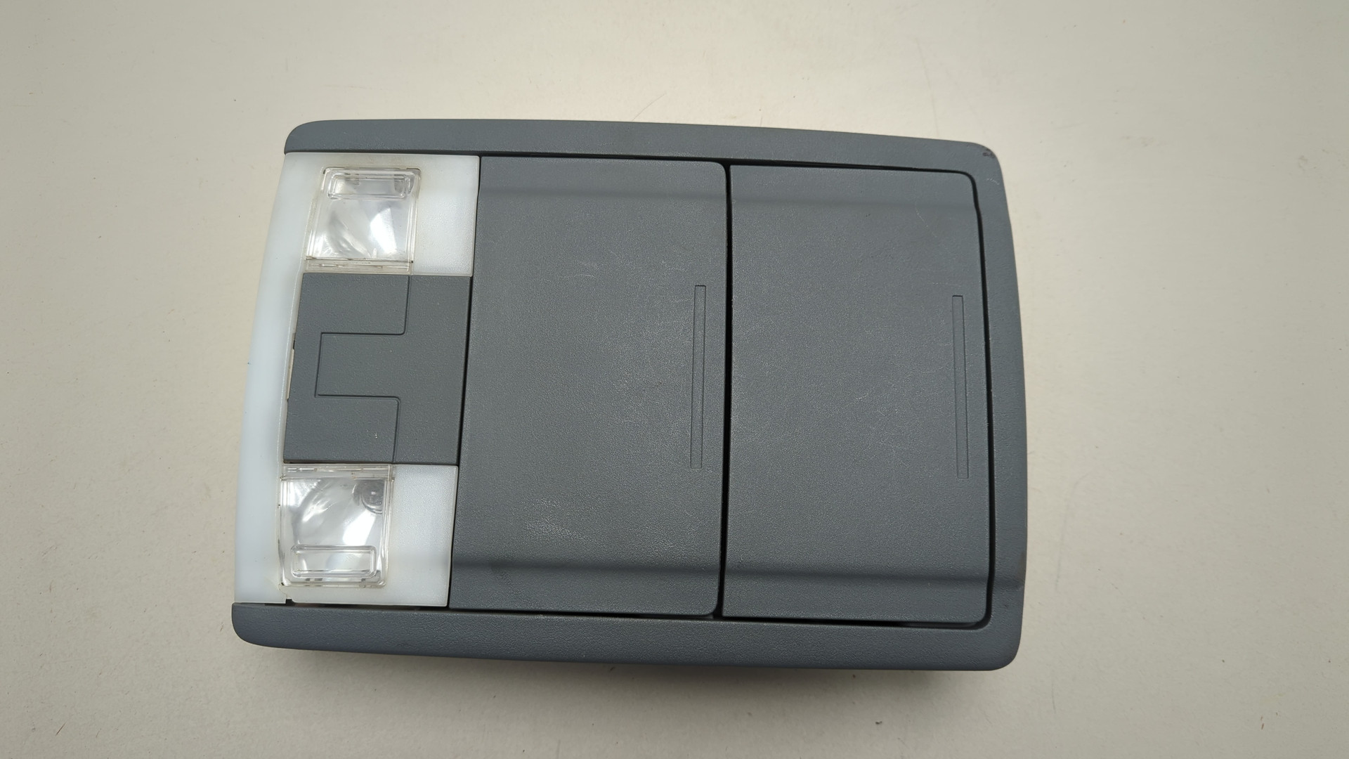 Плафон салонный