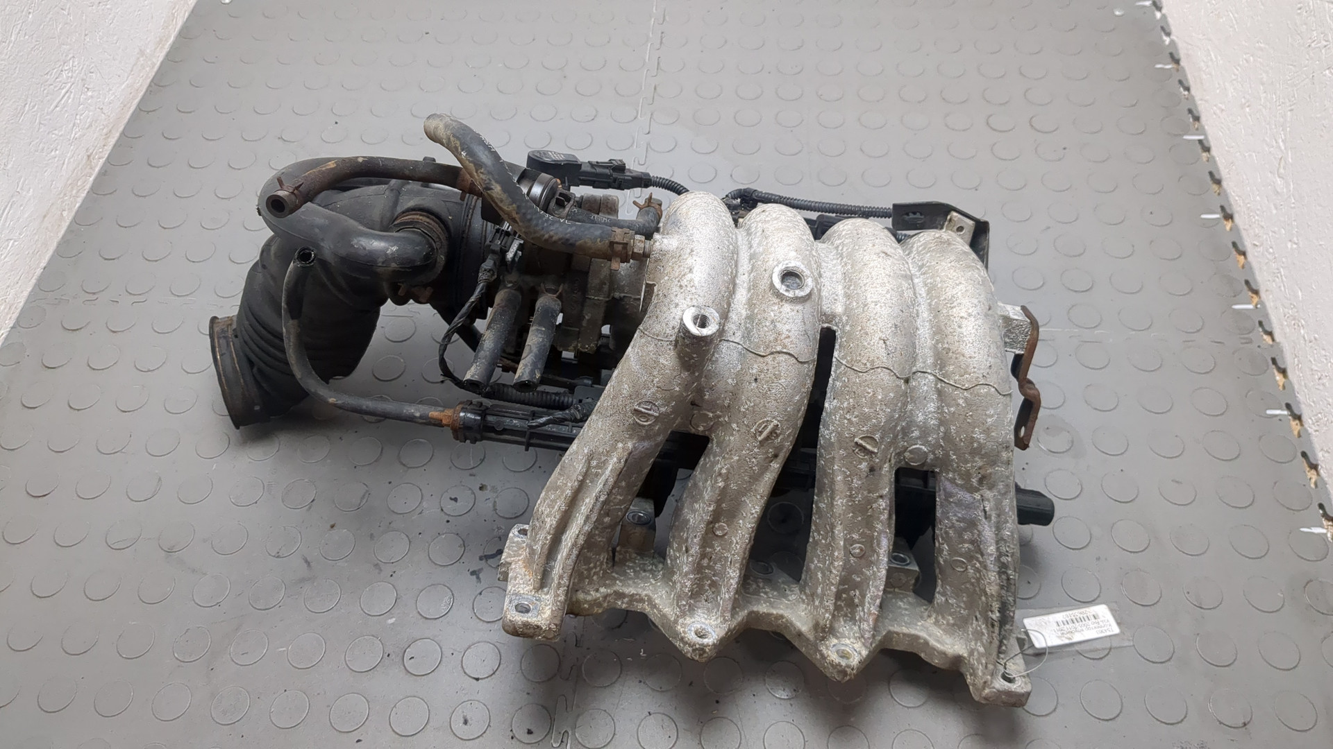 Коллектор впускной