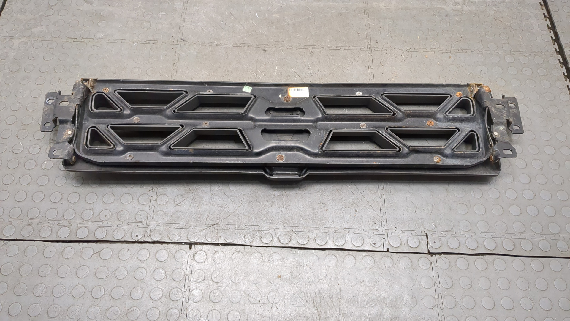 Решетка радиатора