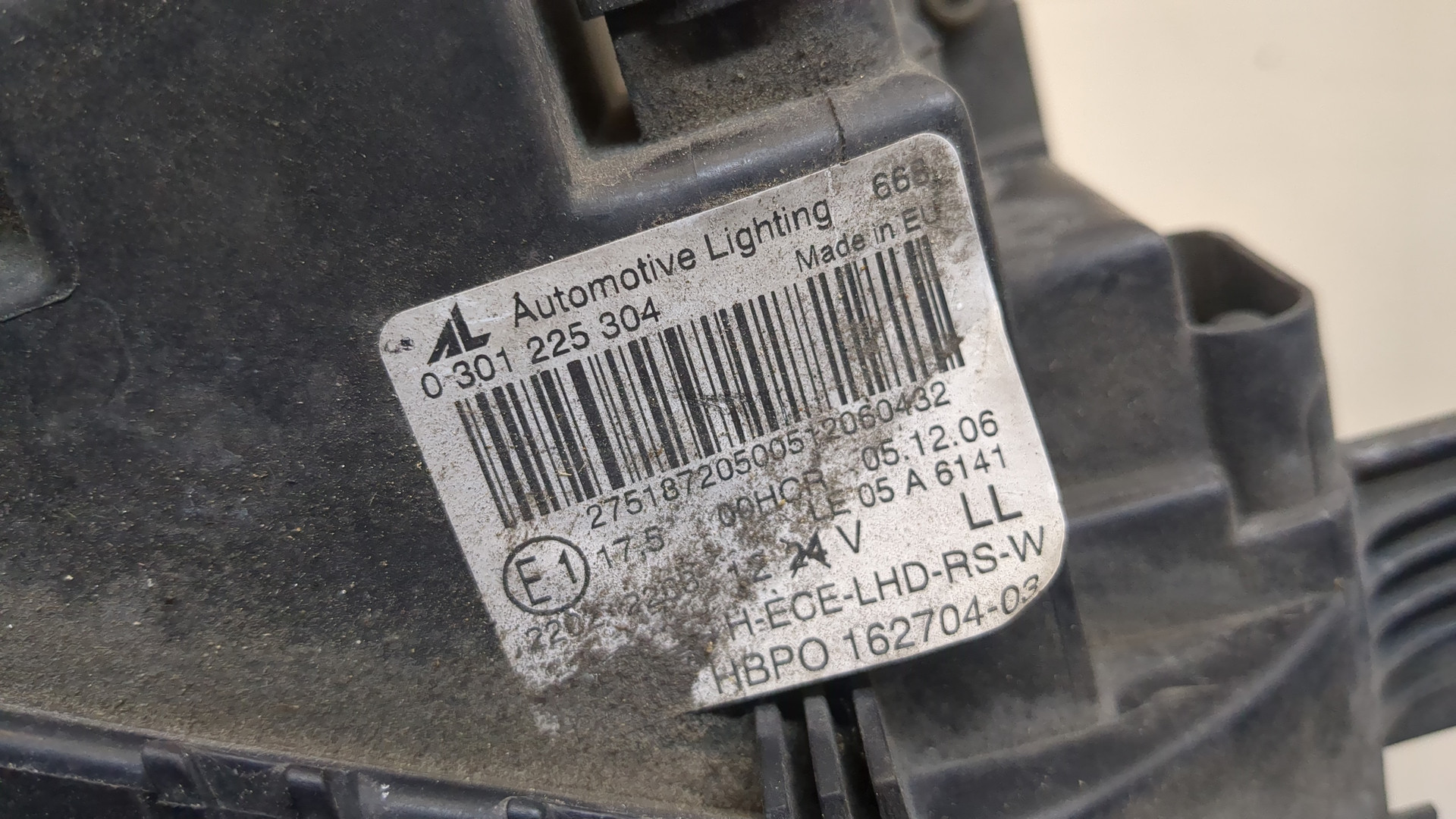 Фара правая