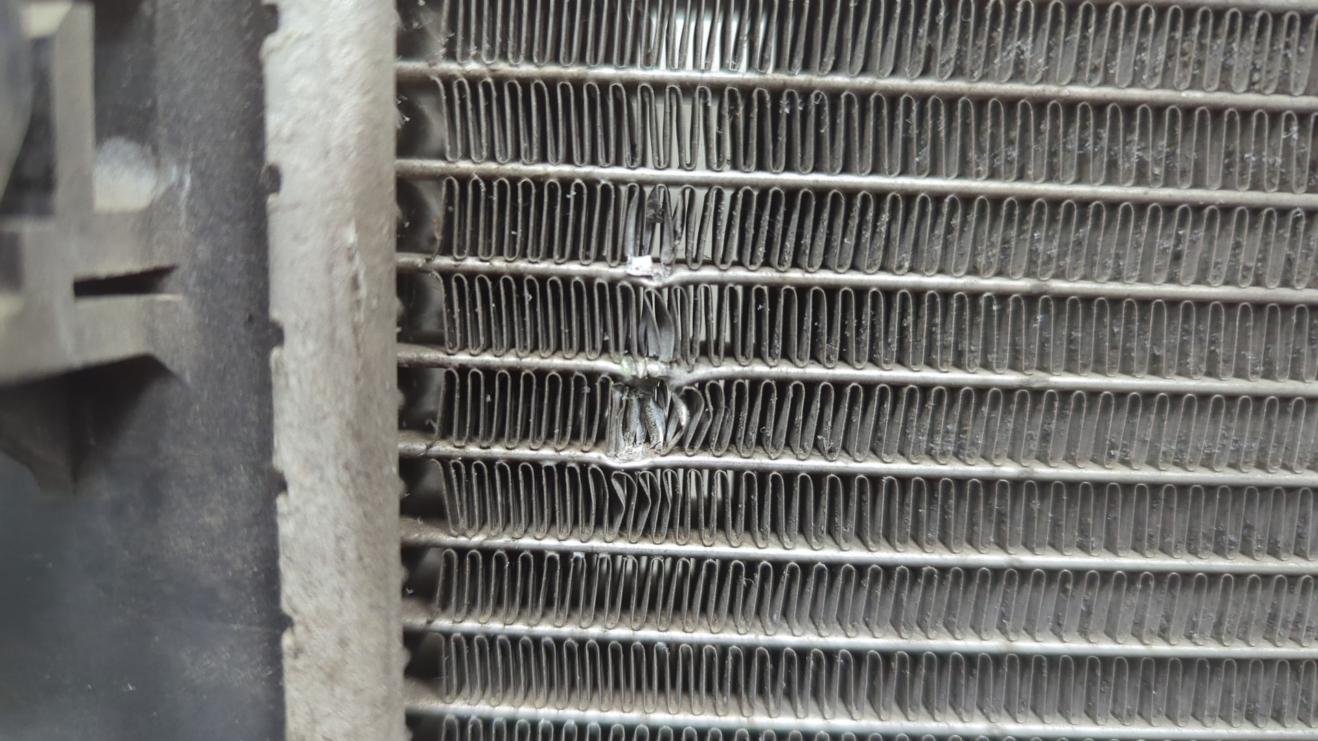 Радиатор охлаждения двигателя основной