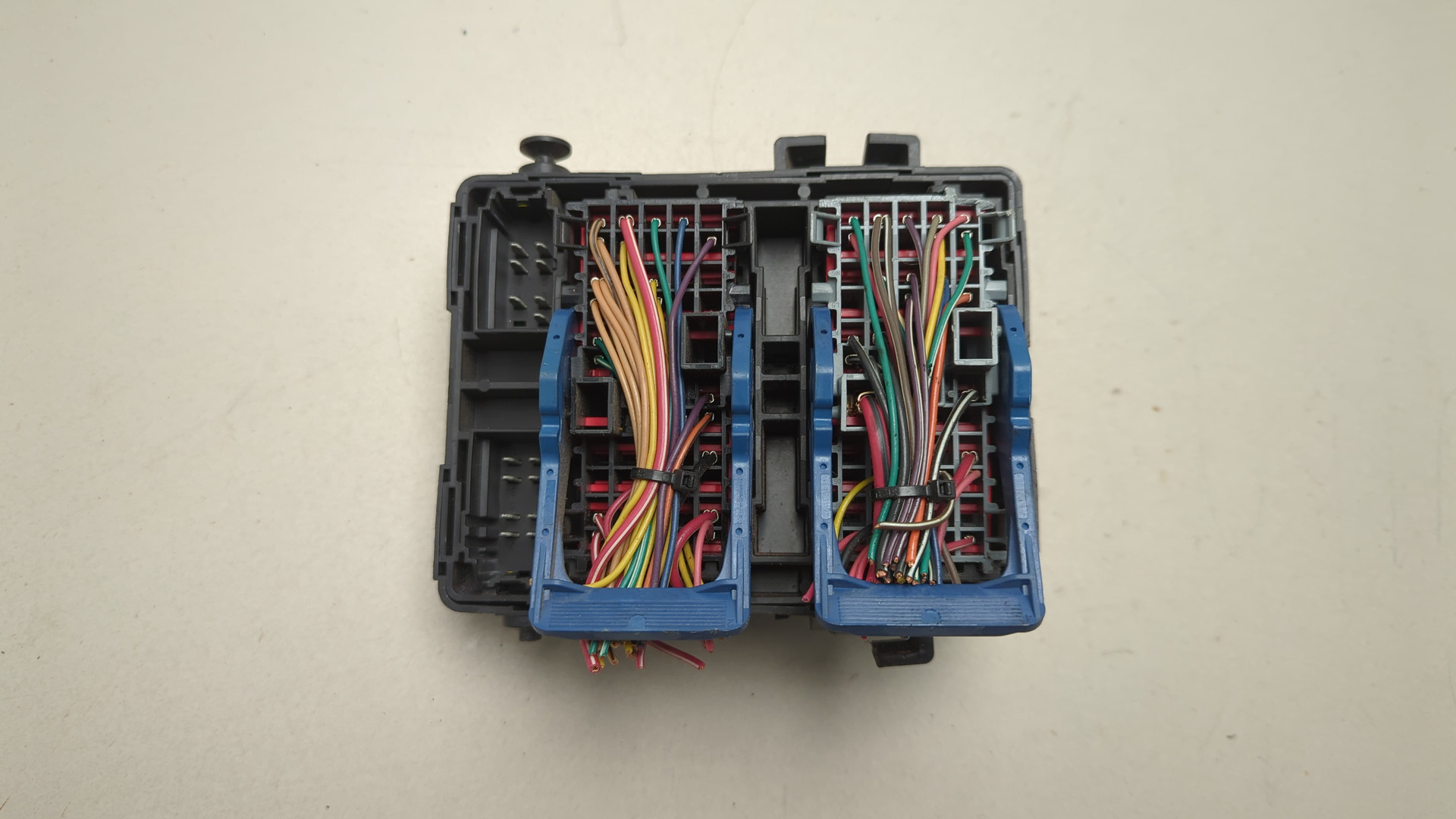 Блок предохранителей