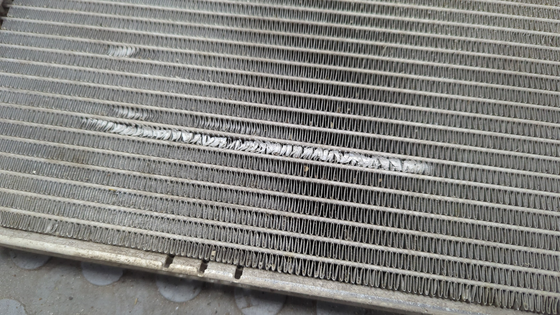 Радиатор охлаждения двигателя основной