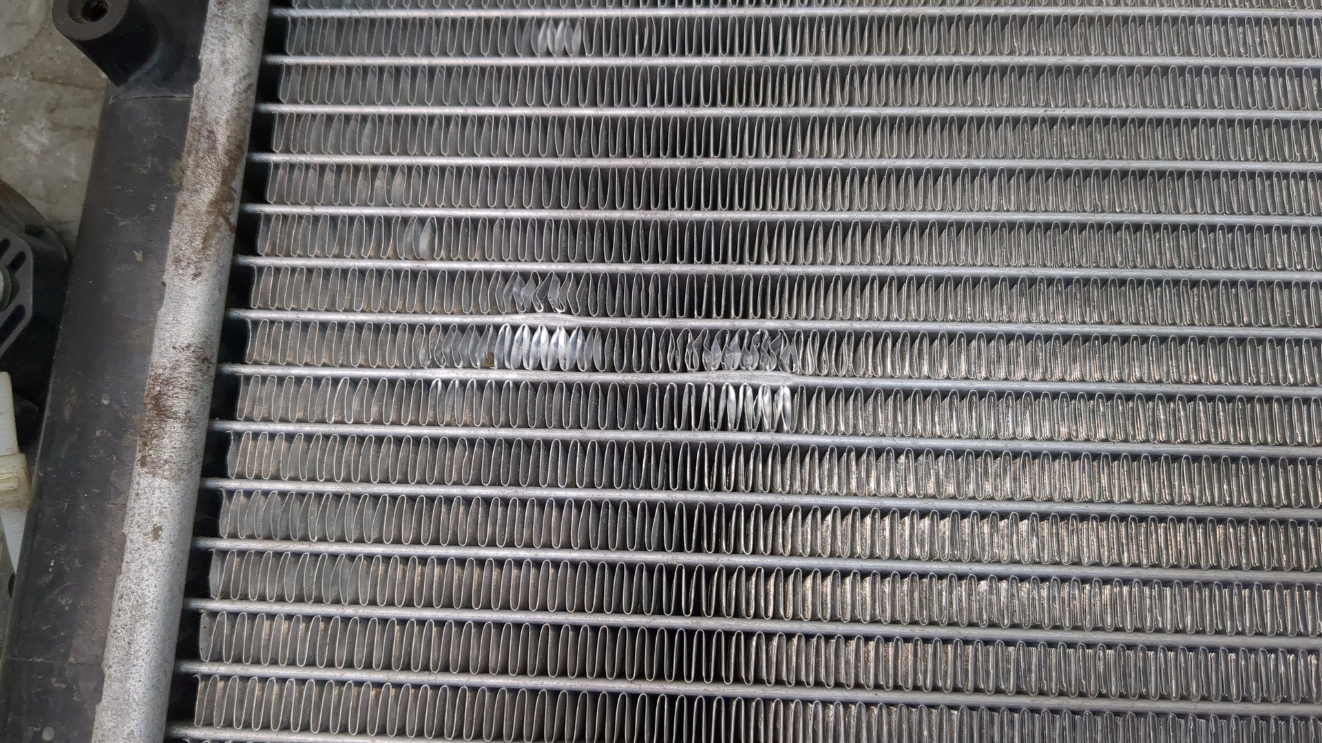 Радиатор охлаждения двигателя основной