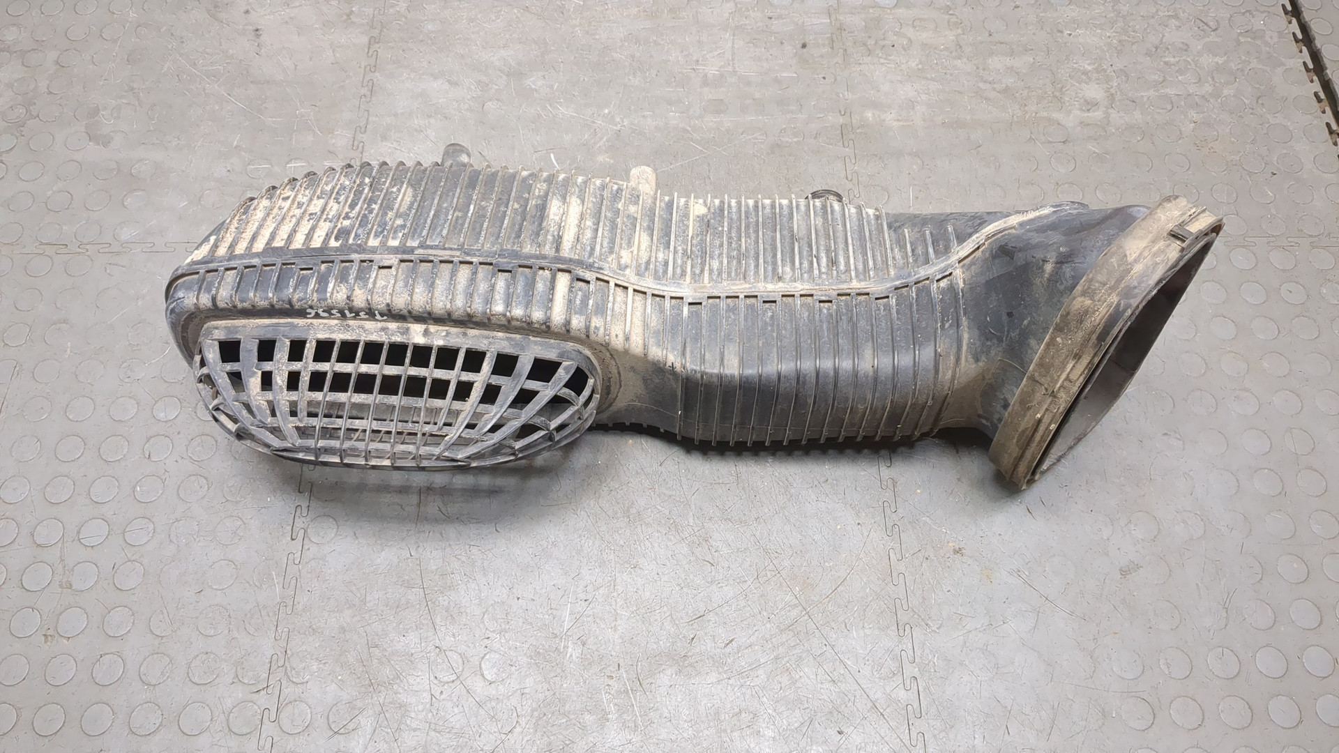 Воздухозаборник (внутри)