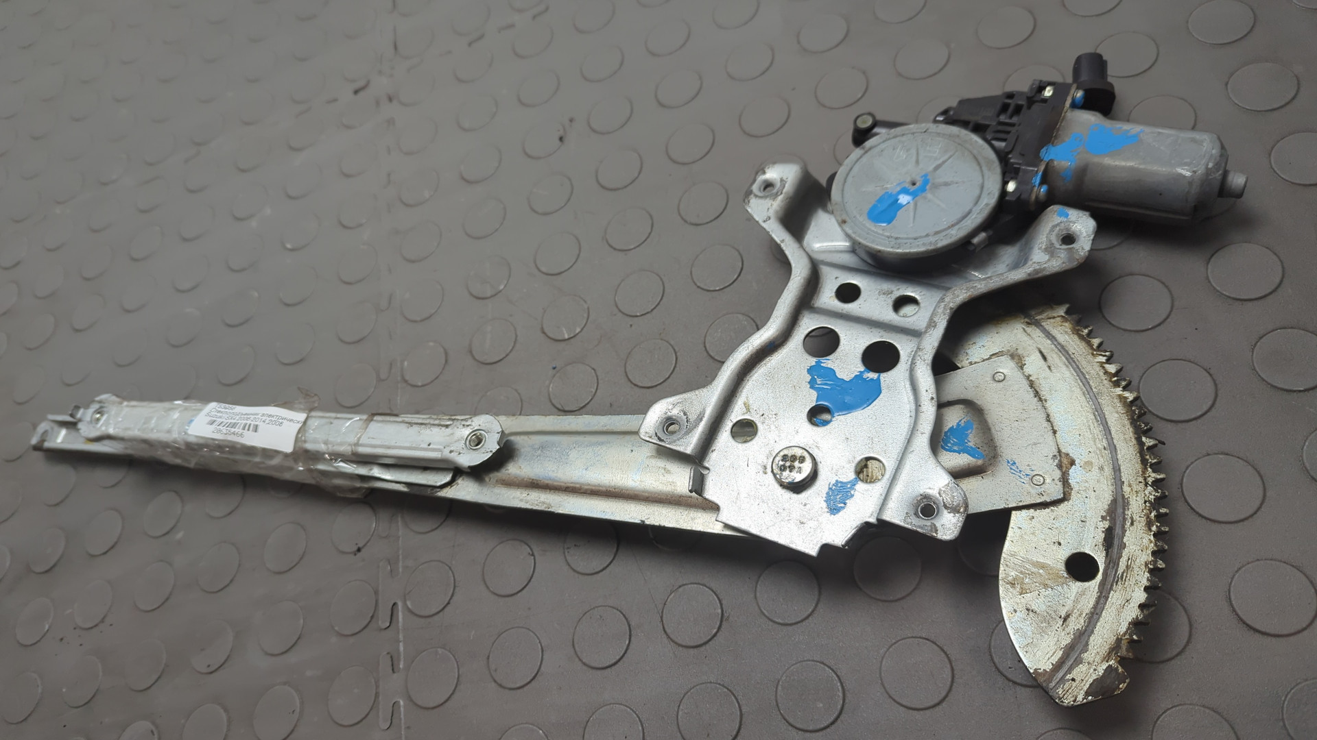 Стеклоподъемник электр. передний левый