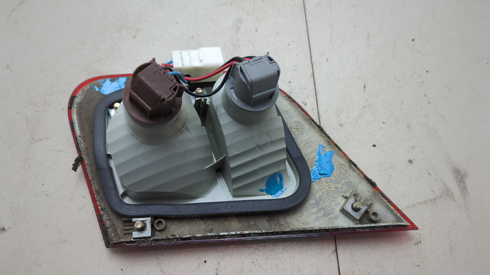 Фонарь задний внутренний левый