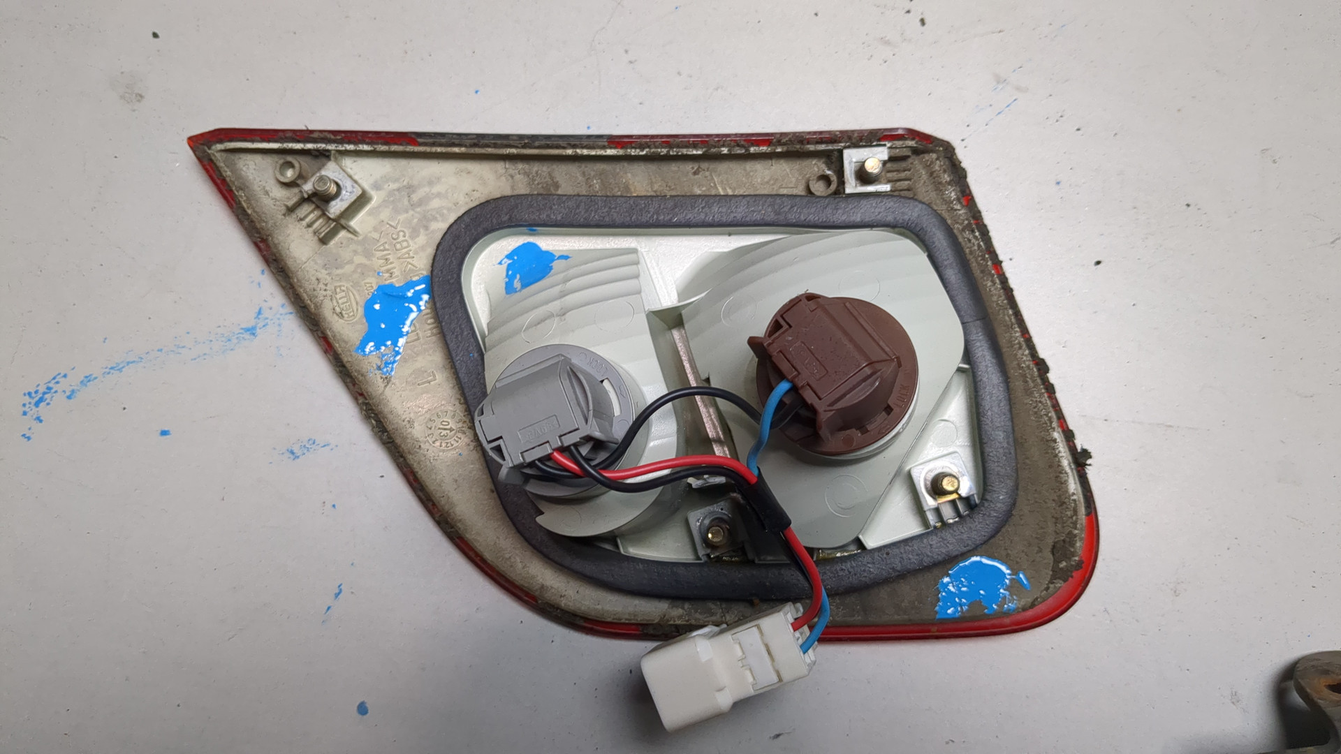 Фонарь задний внутренний левый