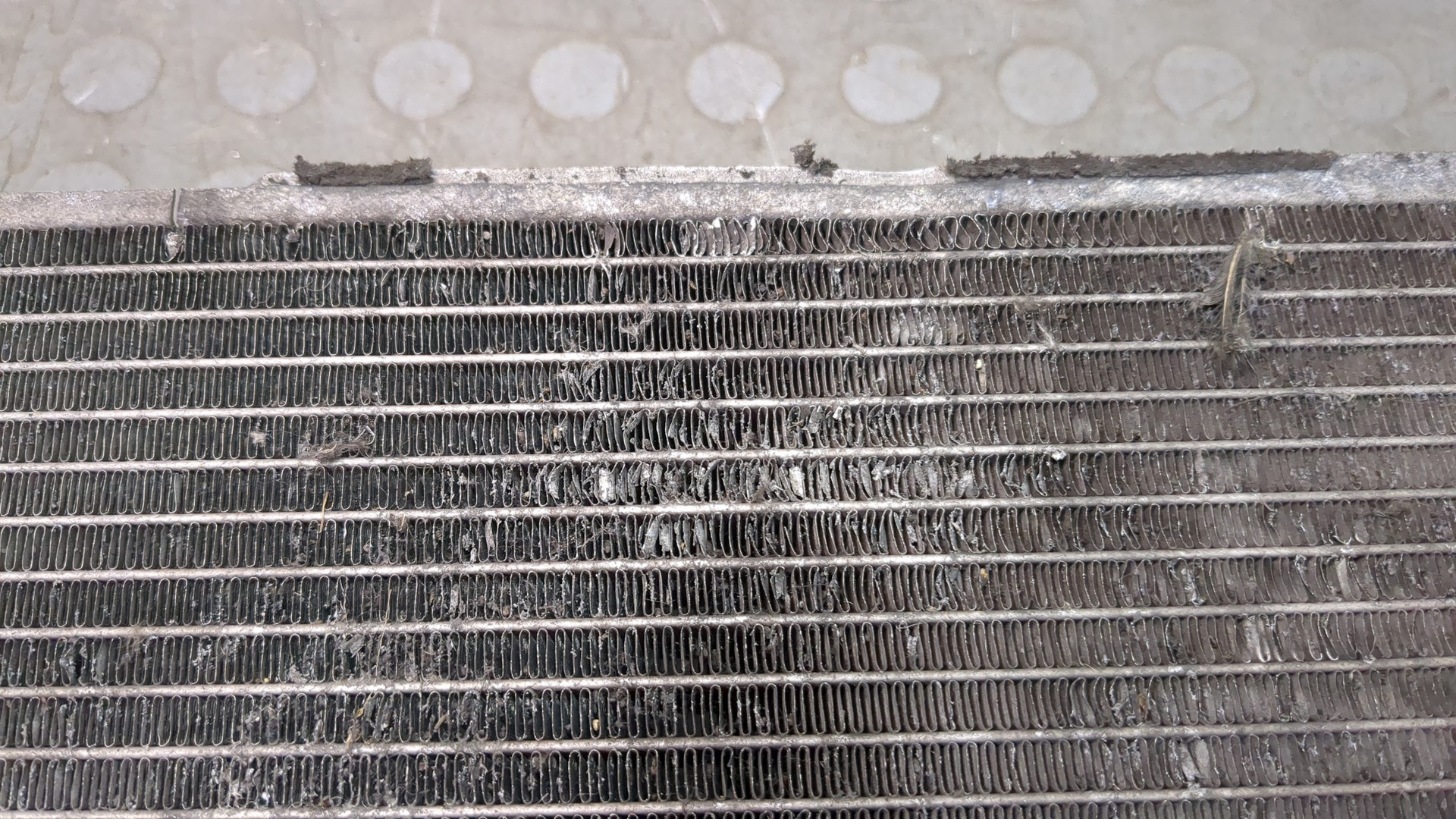 Радиатор охлаждения двигателя основной