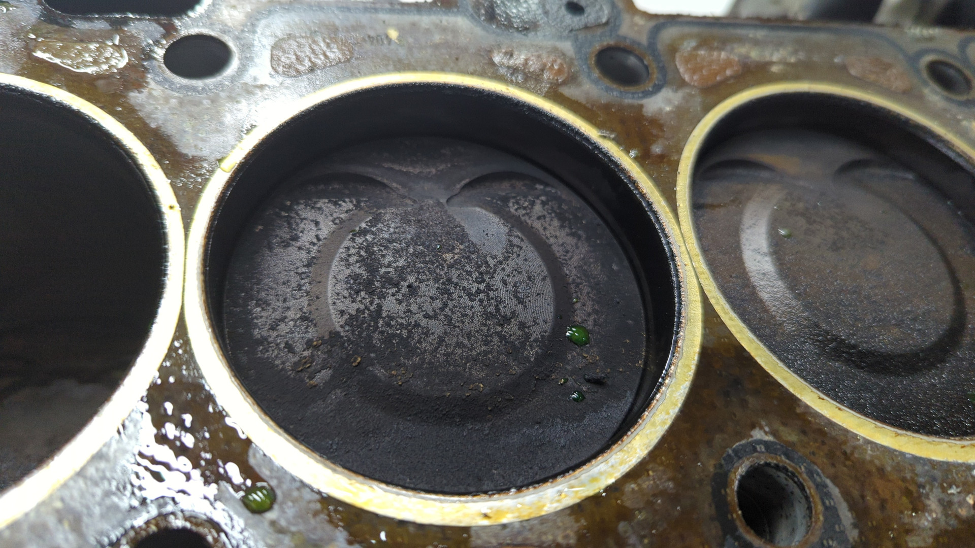 Блок двигателя