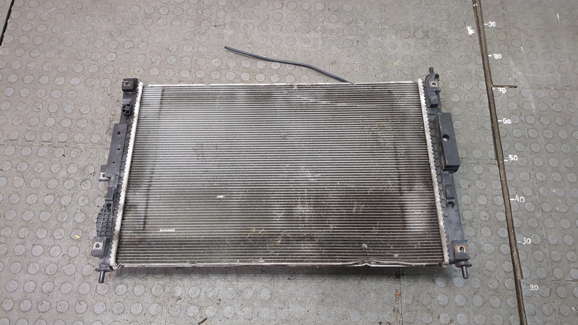 Радиатор охлаждения двигателя основной