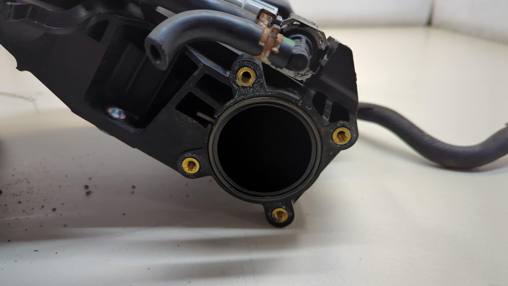 Коллектор впускной