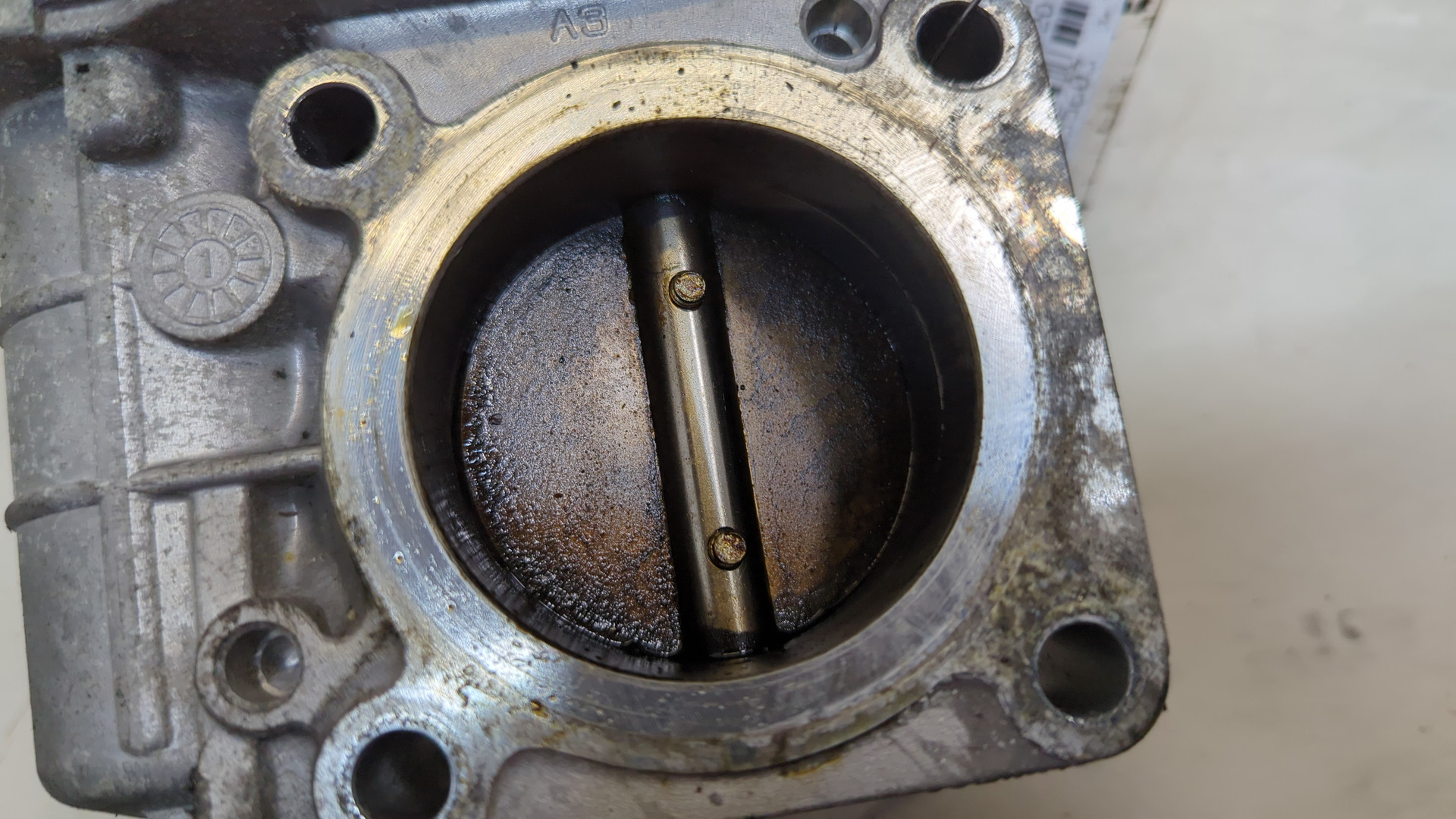 Заслонка дроссельная электрическая