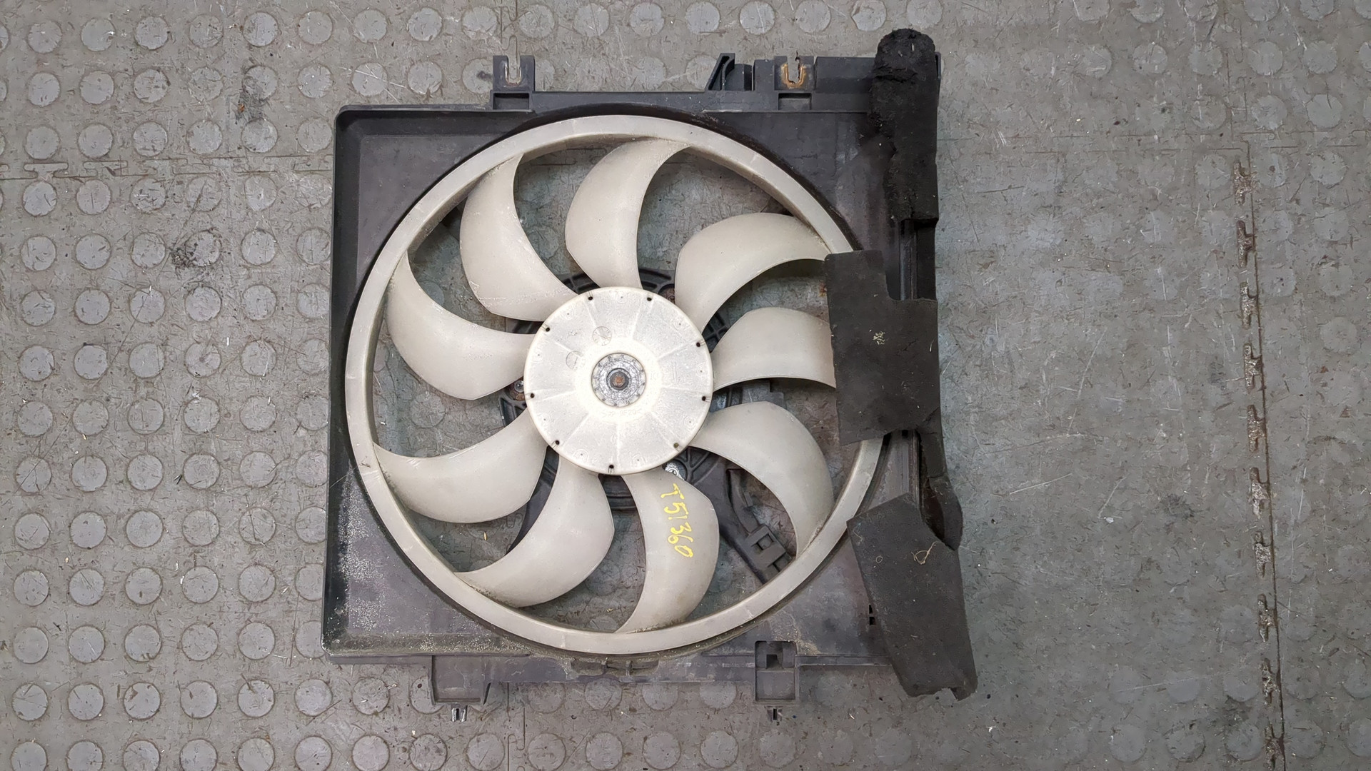 Вентилятор радиатора