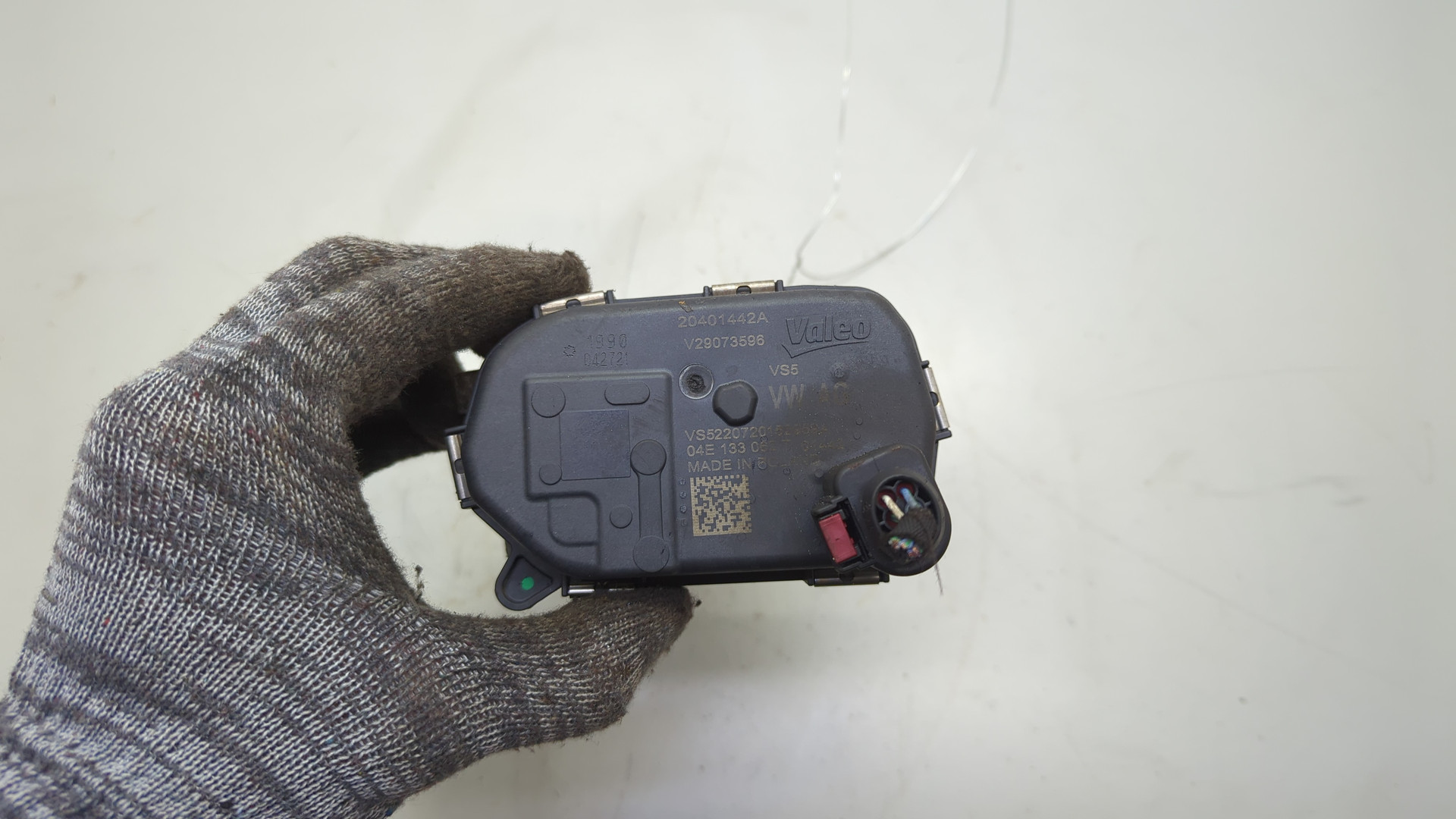 Заслонка дроссельная электрическая