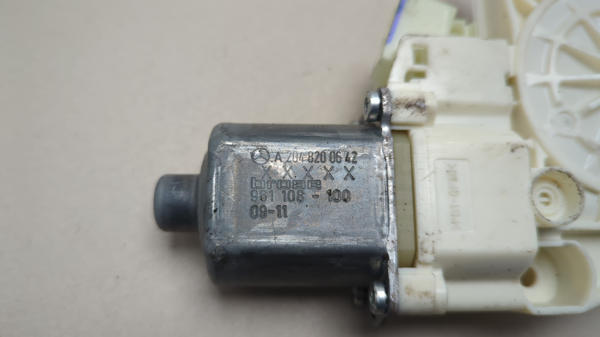 Моторчик стеклоподъемника