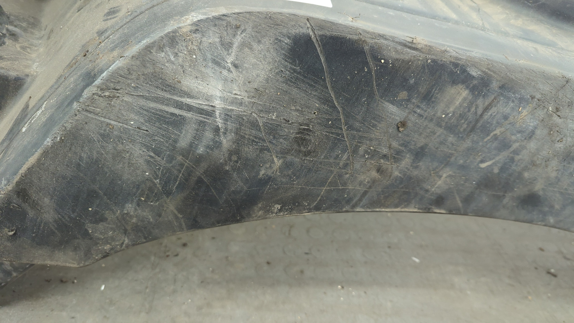 Подножка левая