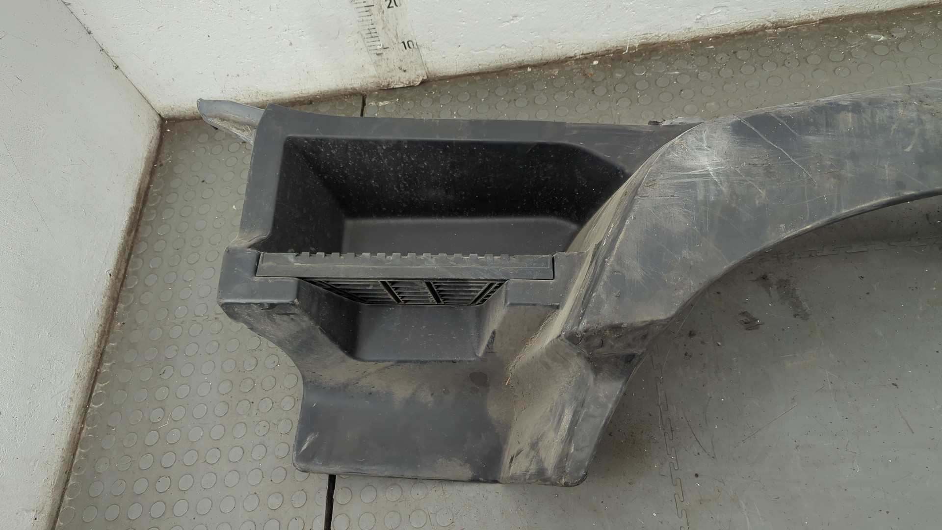 Подножка левая