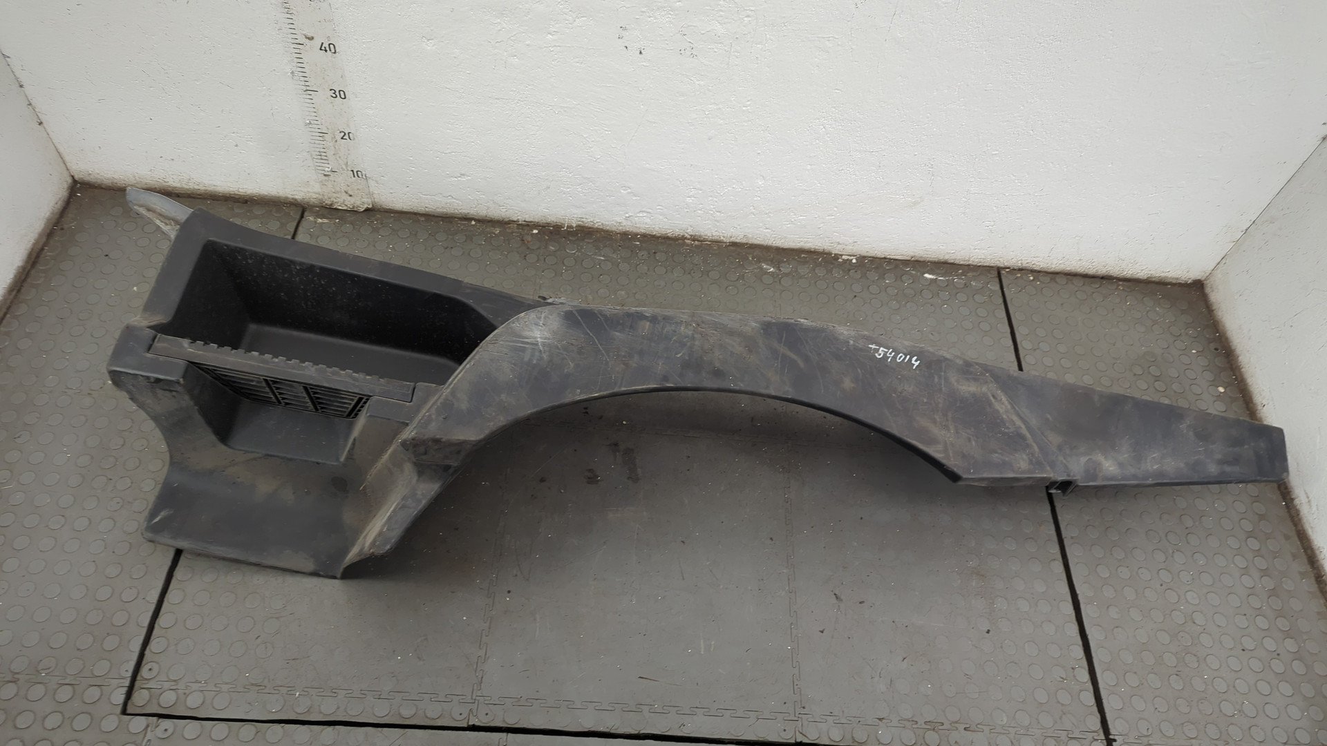 Подножка левая