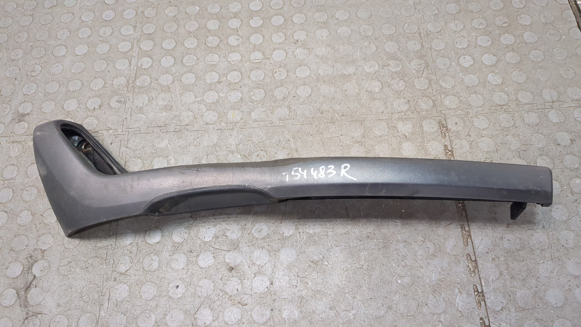 Ручка двери передней внутренняя правая