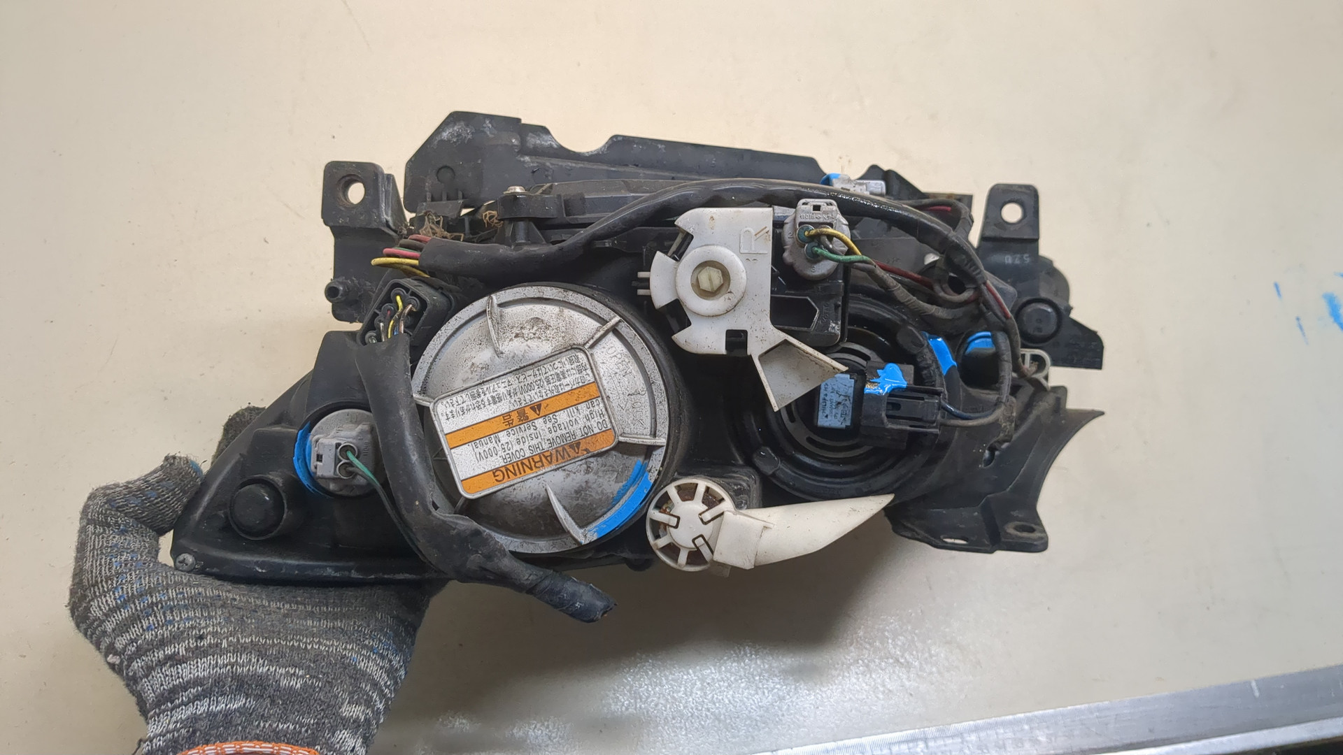 Фара правая