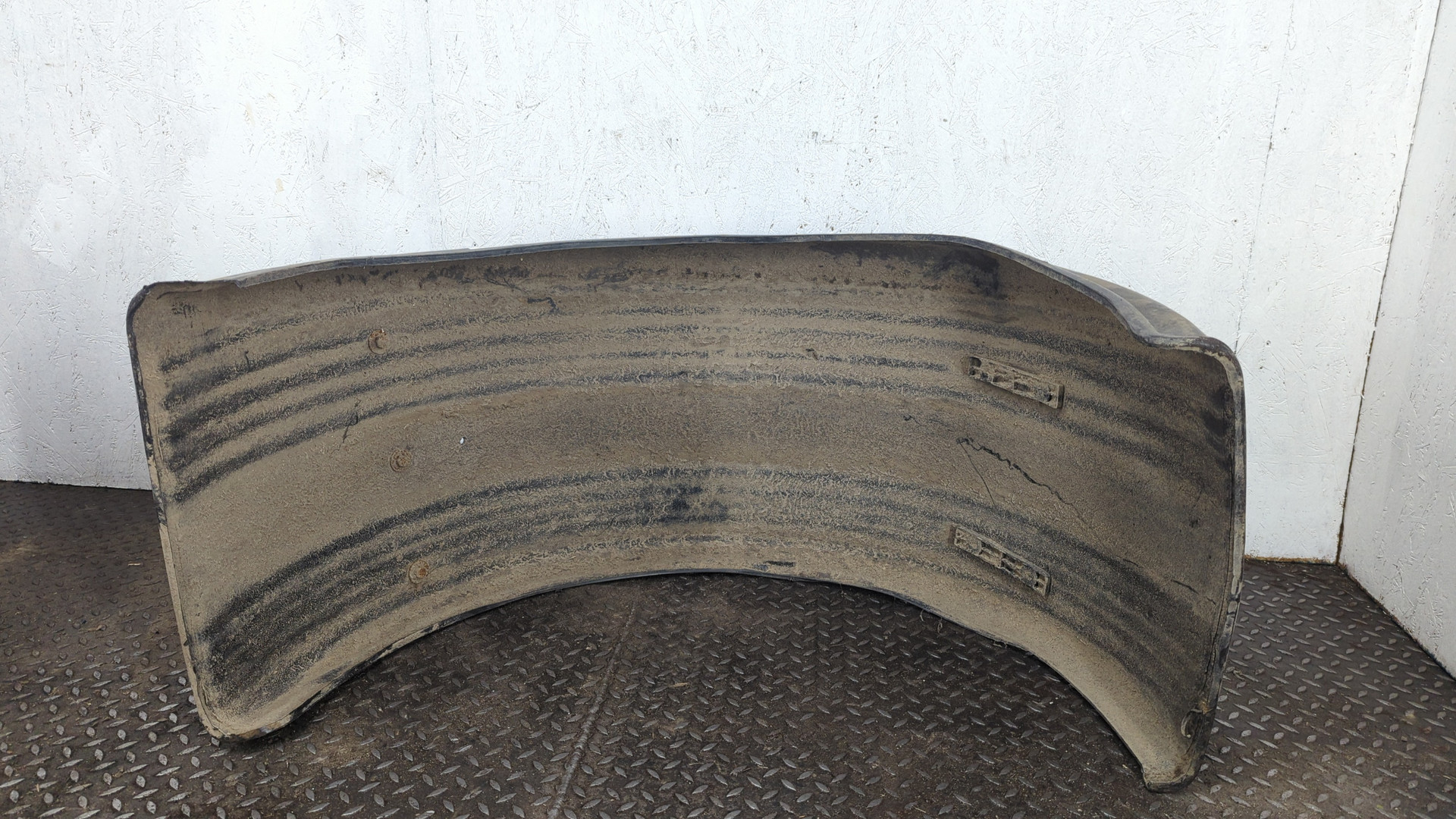 Крыло заднее левое