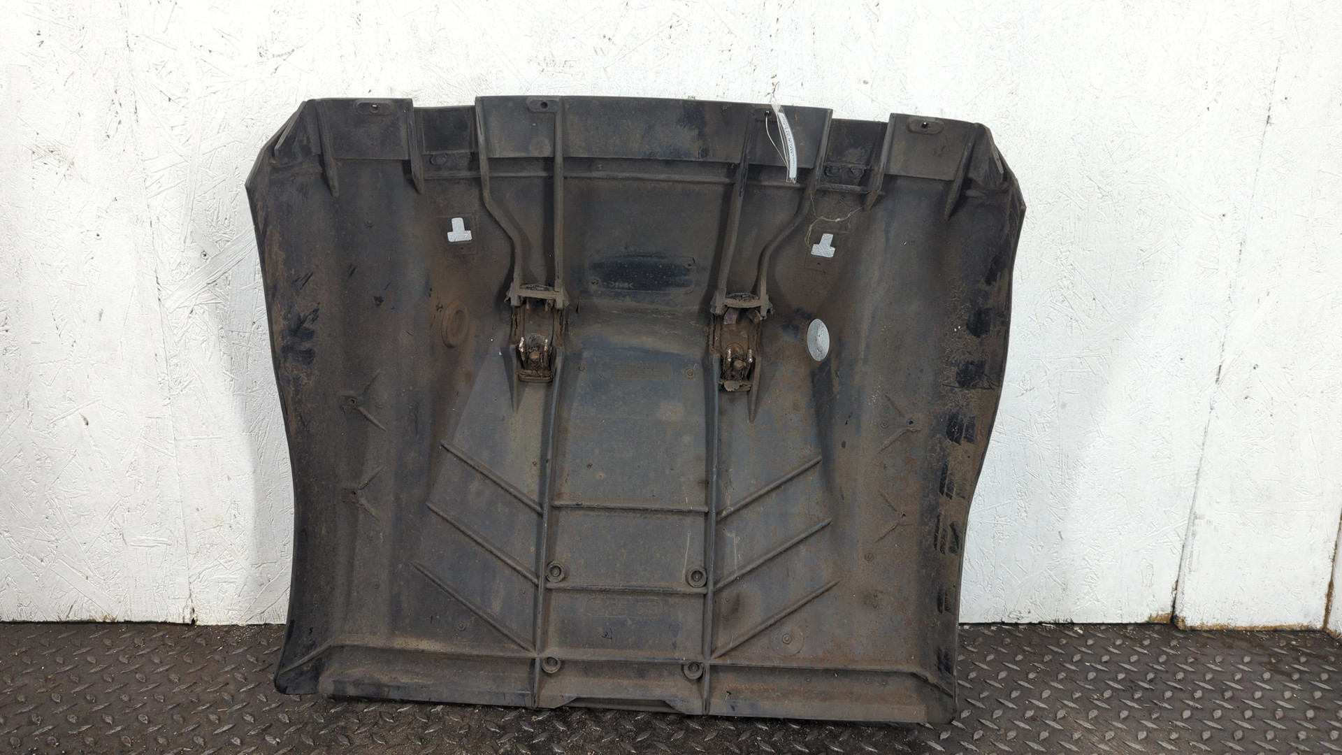 Крыло заднее левое