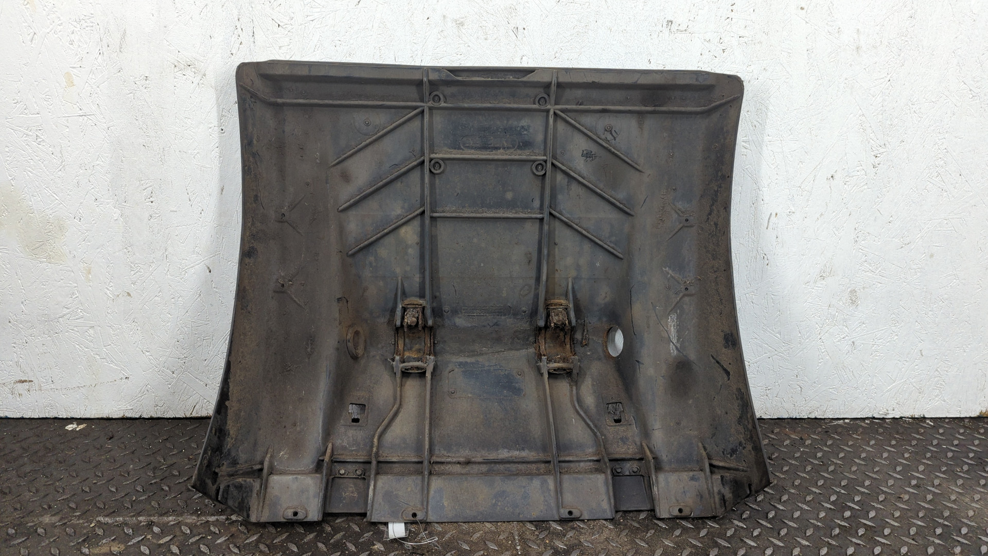 Крыло заднее правое